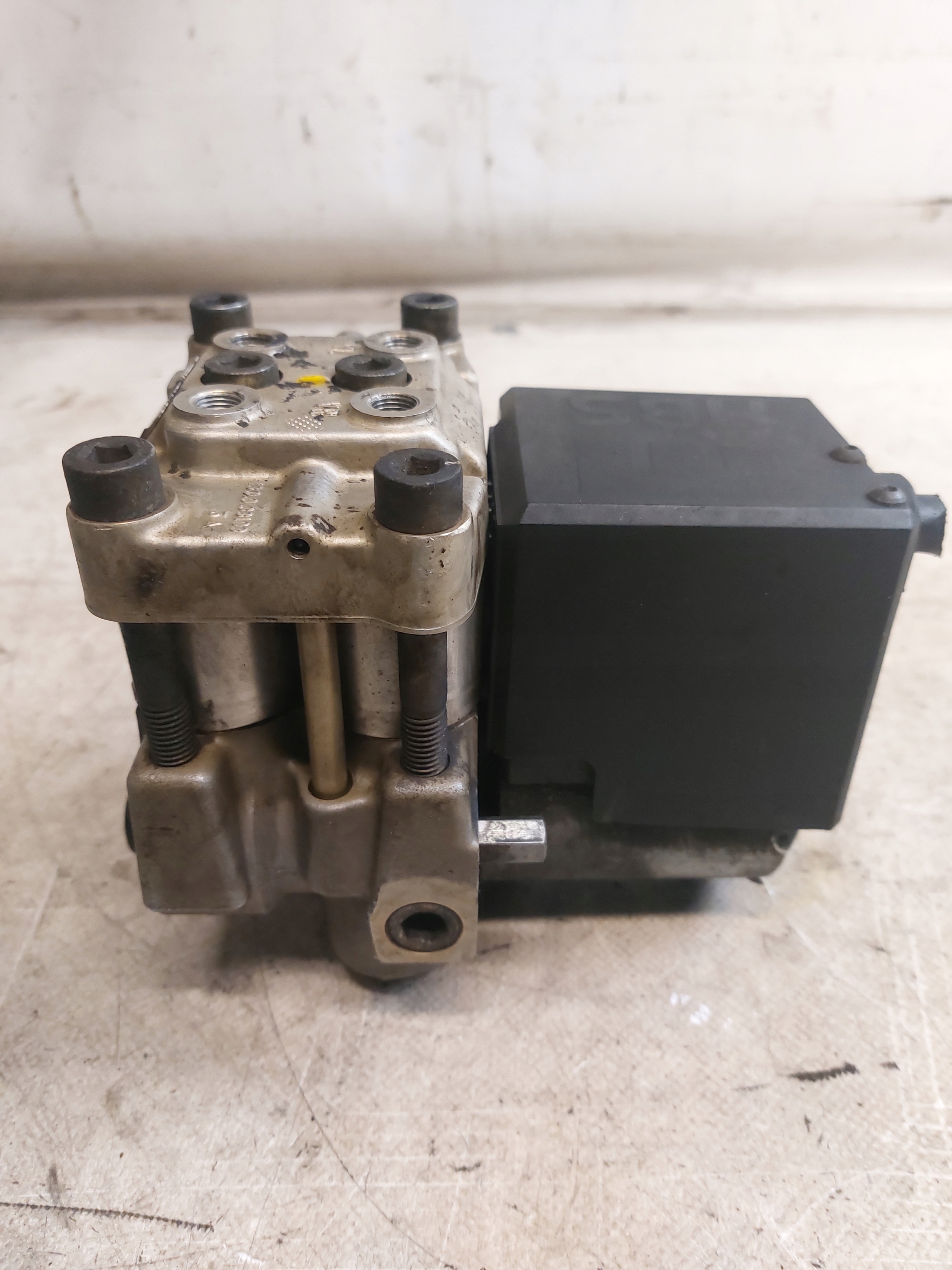 pump ABS AUDI 80 B4 2.0B