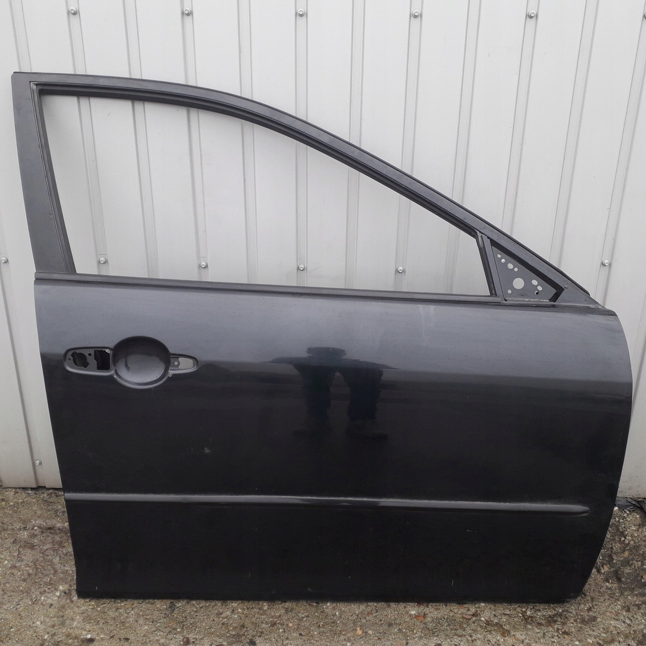 MAZDA 6 02-05 DRZWI PRAWE PRZEDNIE + LISTWA