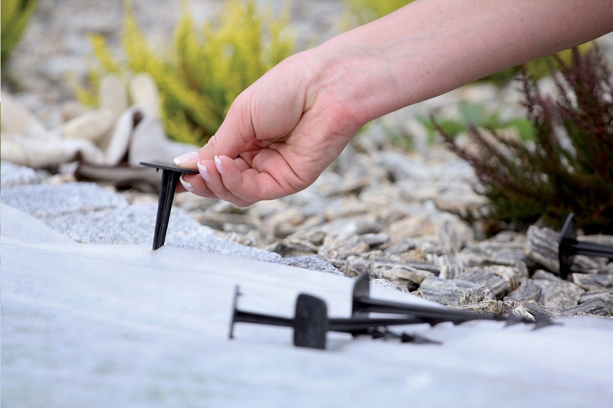 AGROWŁÓKNINA WŁÓKNINA ZIMOWA GRUBA MOCNA + SZPILKI Gramatura 30 g/m²