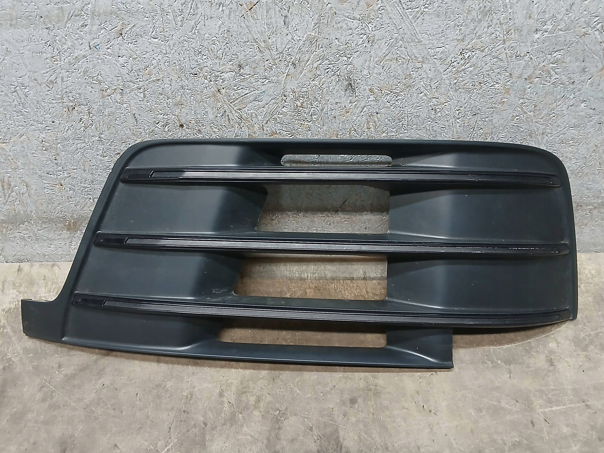 bumper front left grid AUDI Q7 4M S LINE 4M0807681D