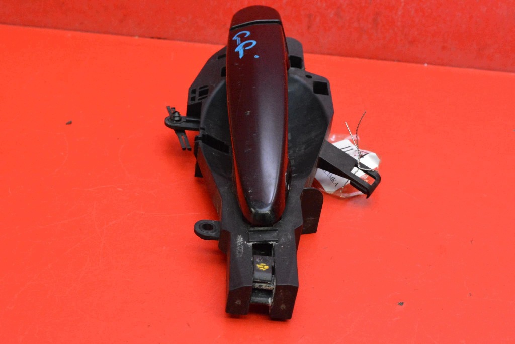 handle right front front (475) BLACK SAPPHIRE METALLIC BMW E90 E91 04-10