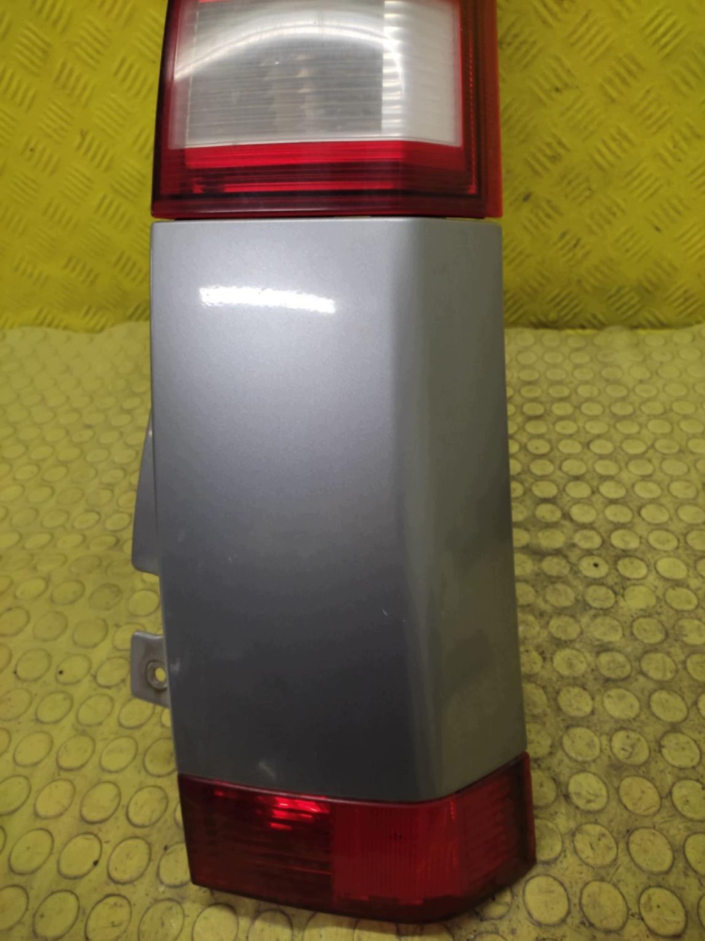 OPEL MERIVA A light right rear part 93294346