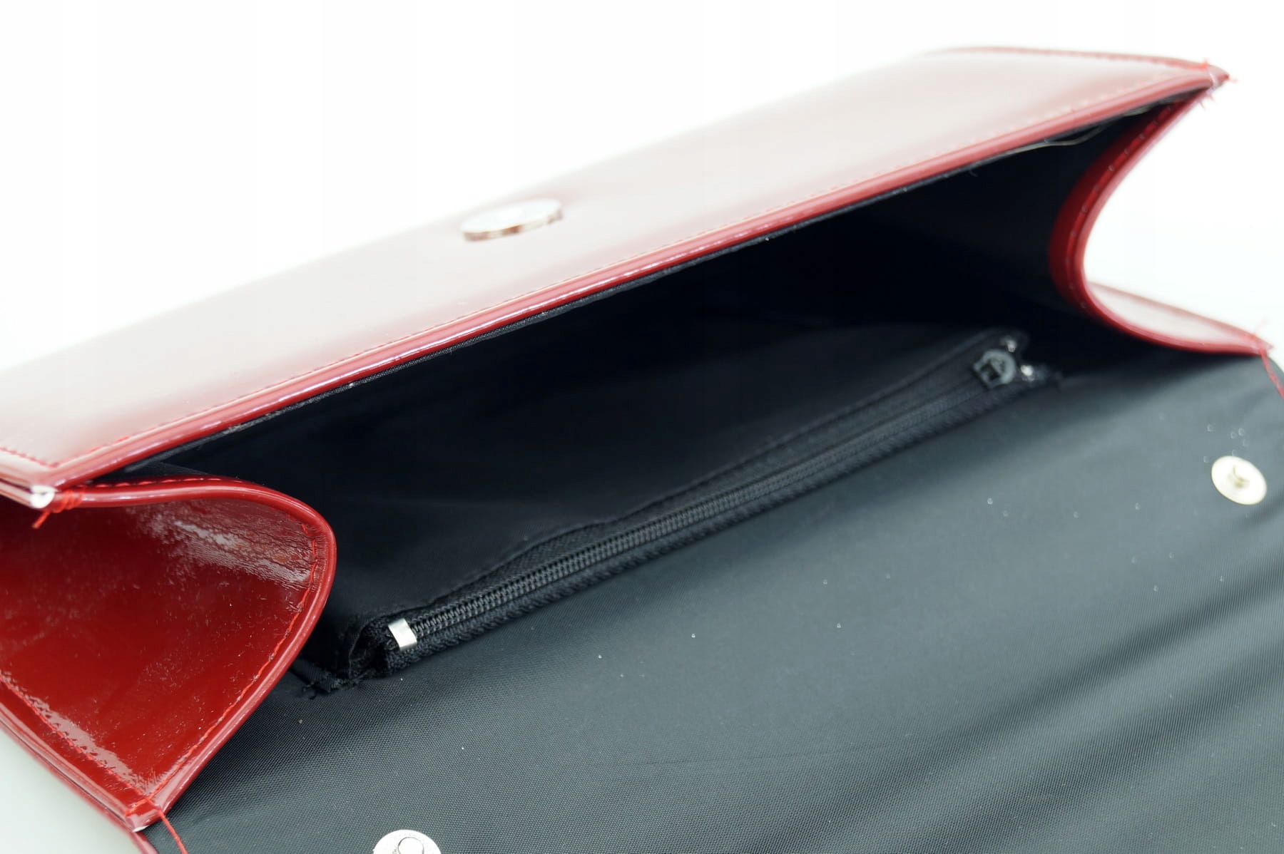 TOREBKA kopertówka damska lakierowana eko skórzana z paskiem BIAŁA Płeć kobieta