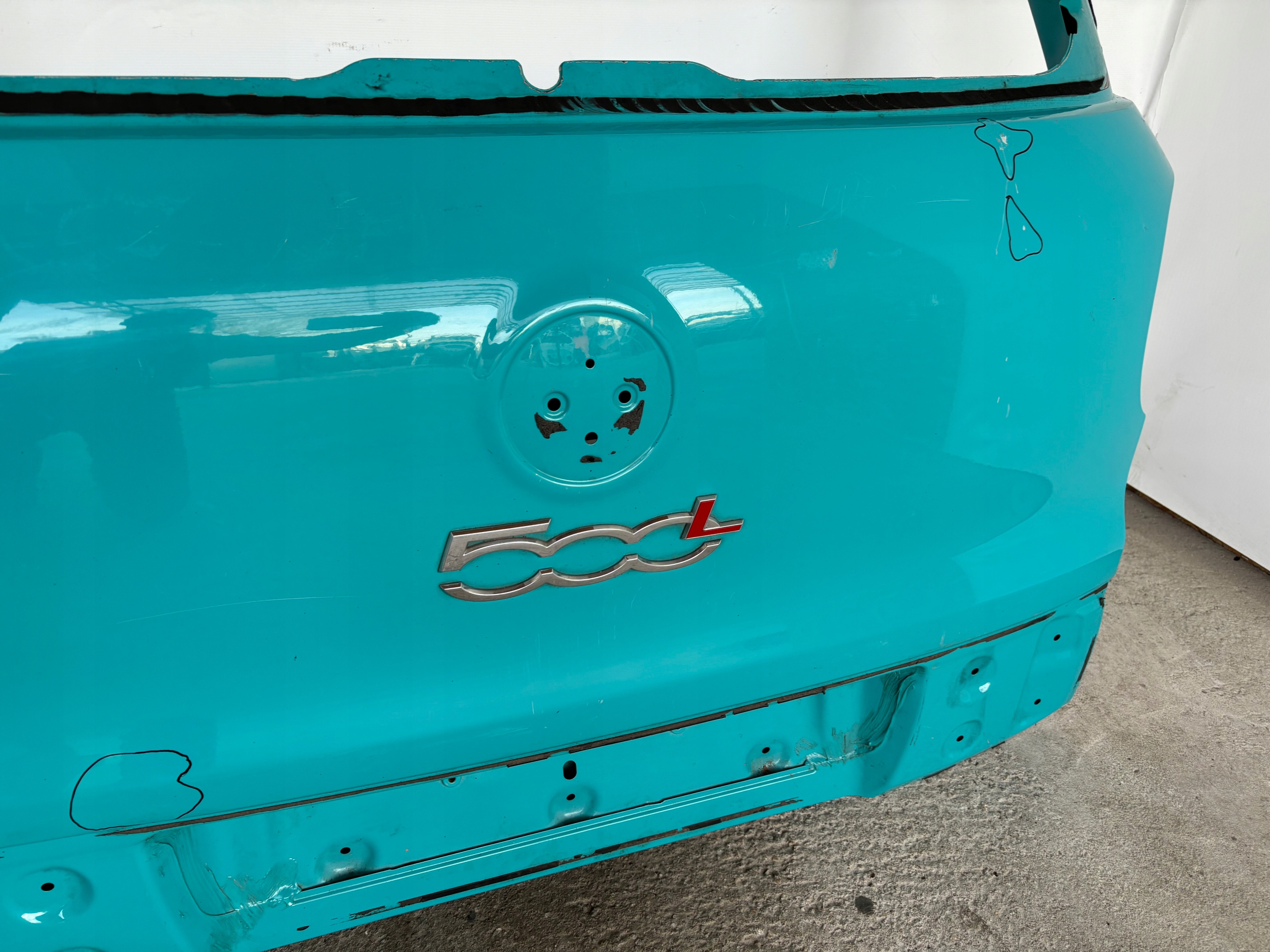 FIAT 500L крышка багажника задний доставка (==состояние==)