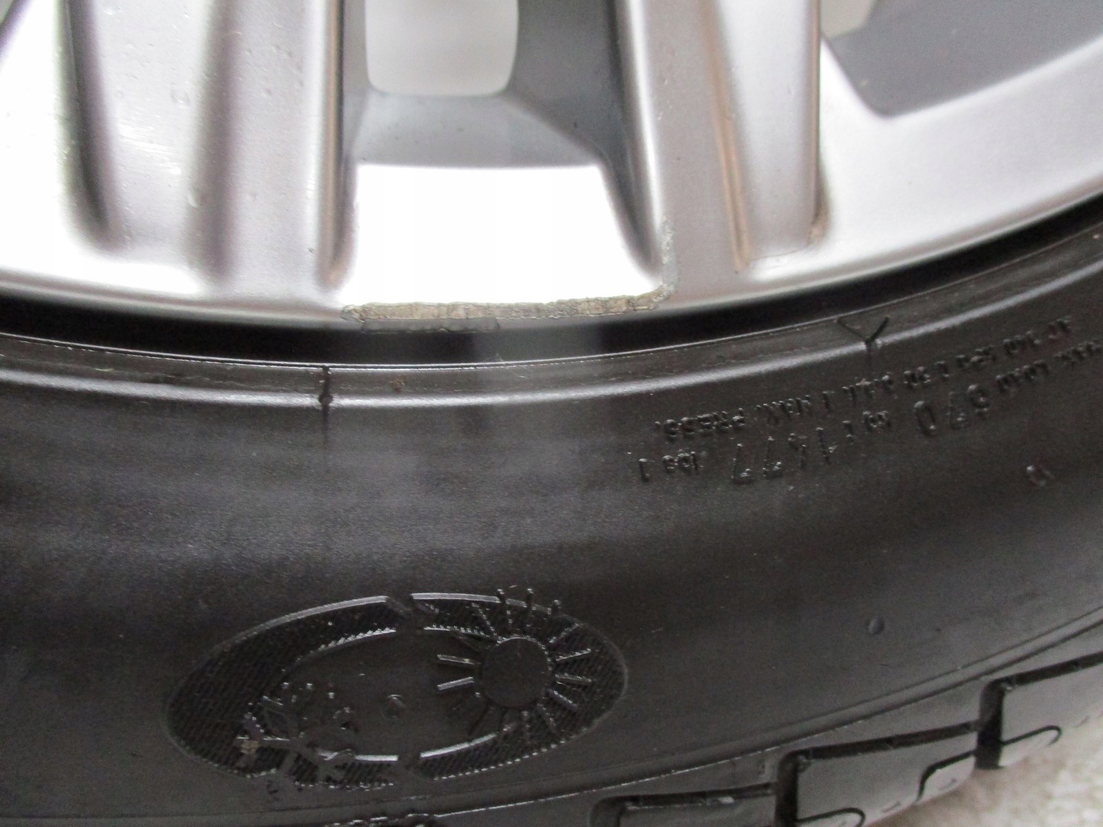 wheels discs tyres Vw Golf 7 5G0 R17 M+S