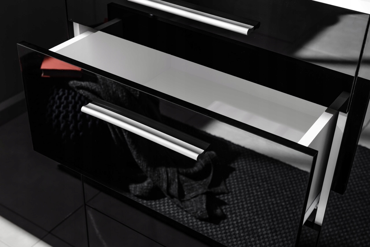 KOMODA 4 SZUFLADY SZAFKA DUŻA POJEMNA 2 DRZWI BIAŁY POŁYSK LED 150 cm Głębokość mebla 45 cm