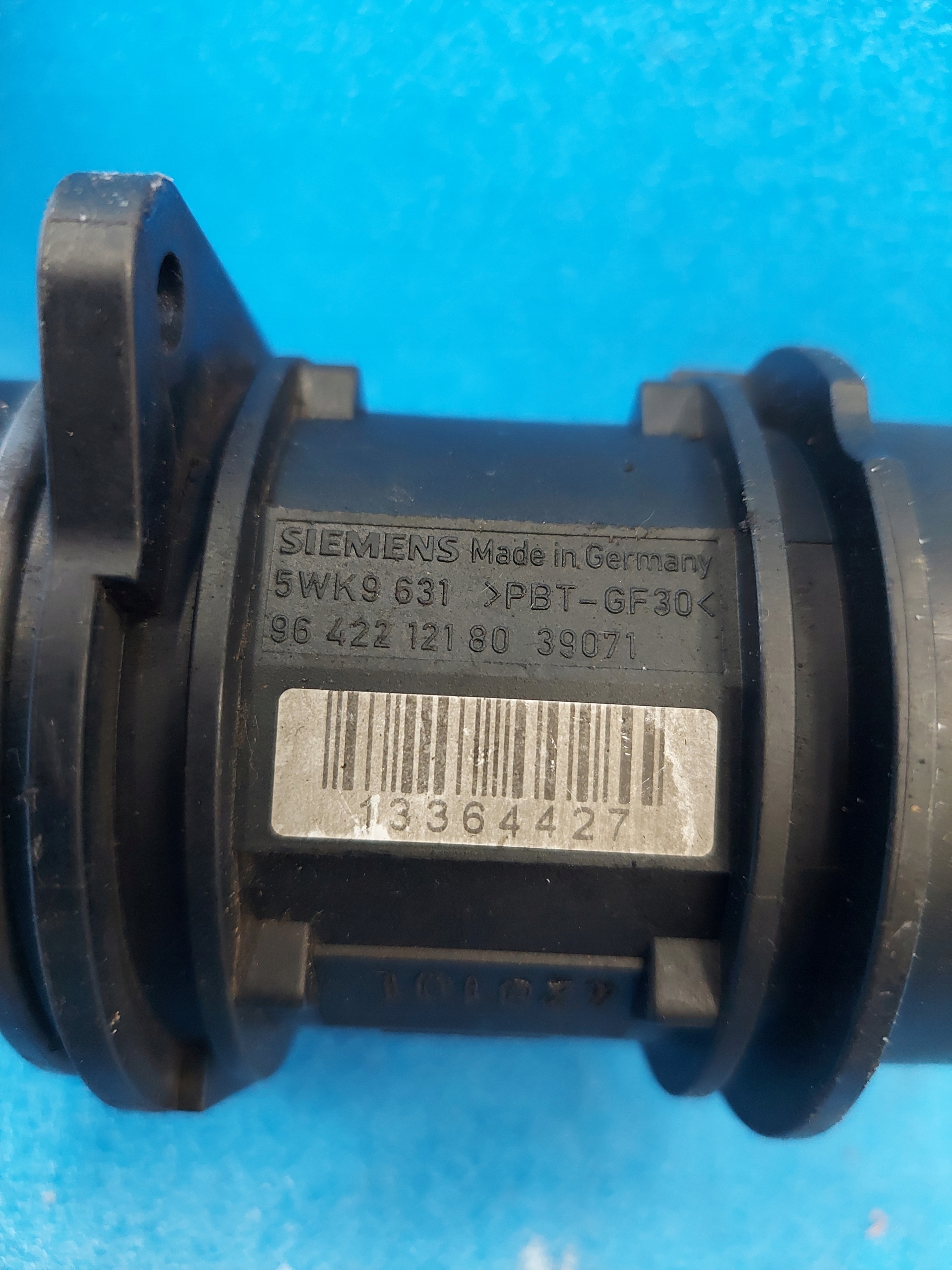 flow meter FORD PEUGEOT 1.4 HDI 5WK9631