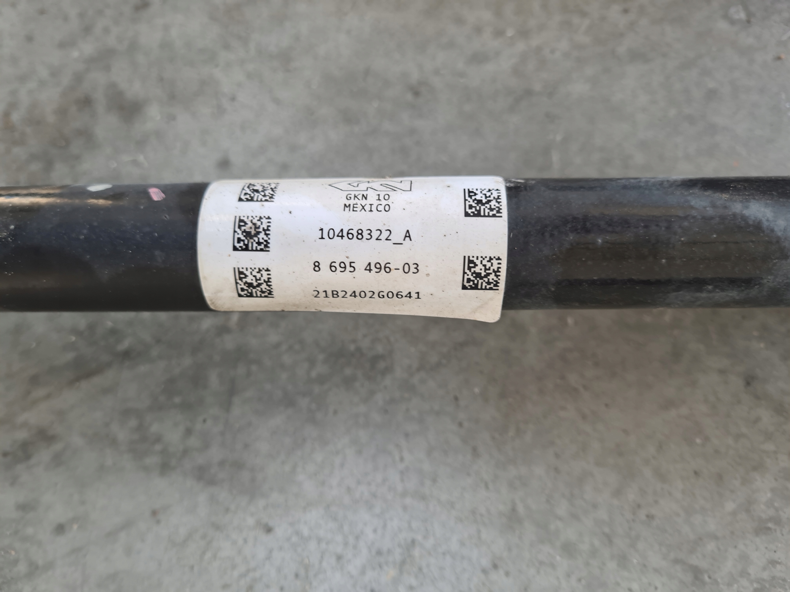 BMW X4 G02 semi-axis rear part left 8695495