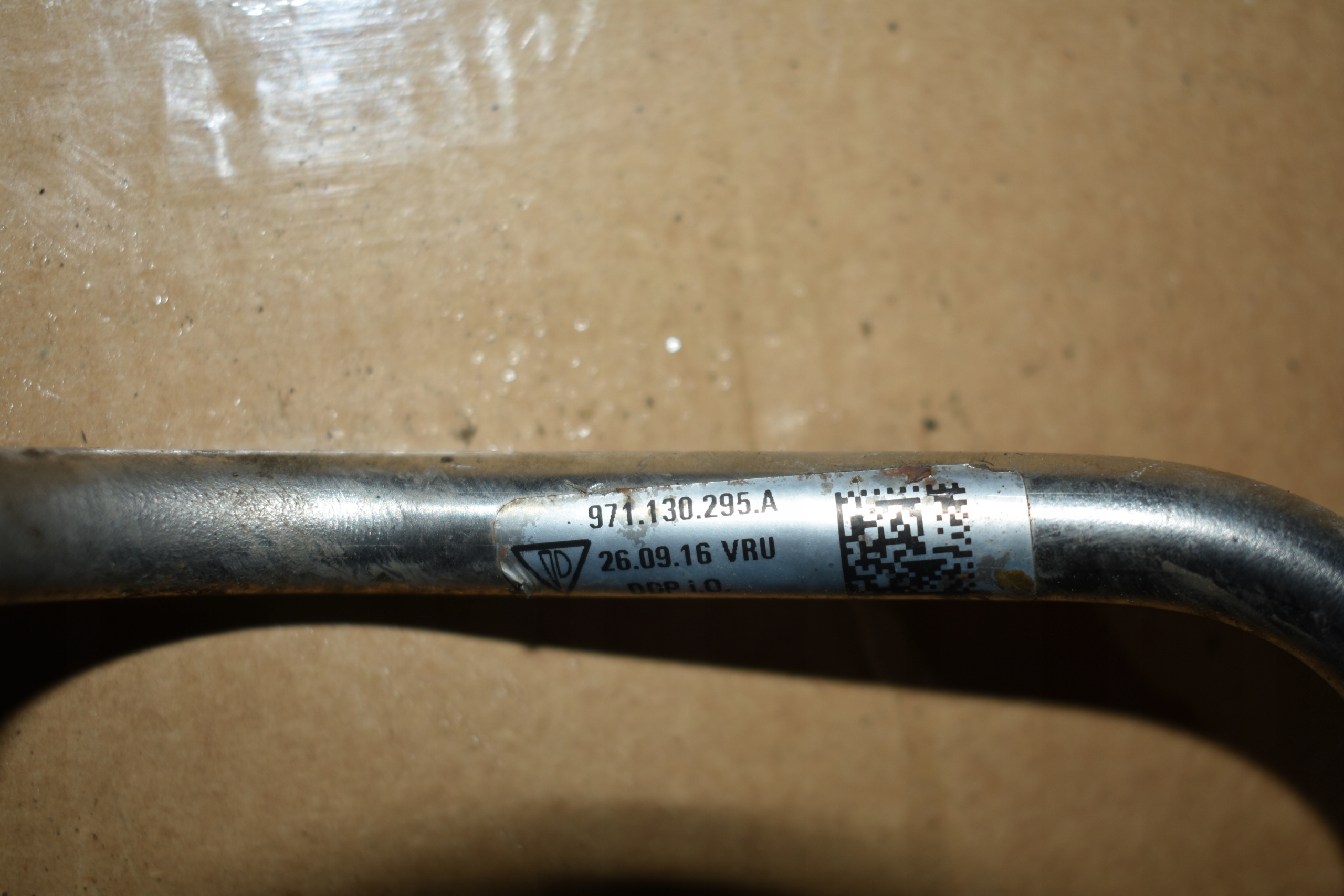 IDEALNY fuel line PORSCHE PANAMERA 971 1