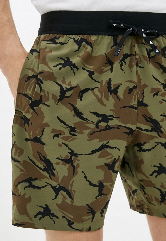 2619 SPODENKI ADIDAS MĘSKIE KRÓTKIE MORO CAMO M Wzór dominujący bez wzoru