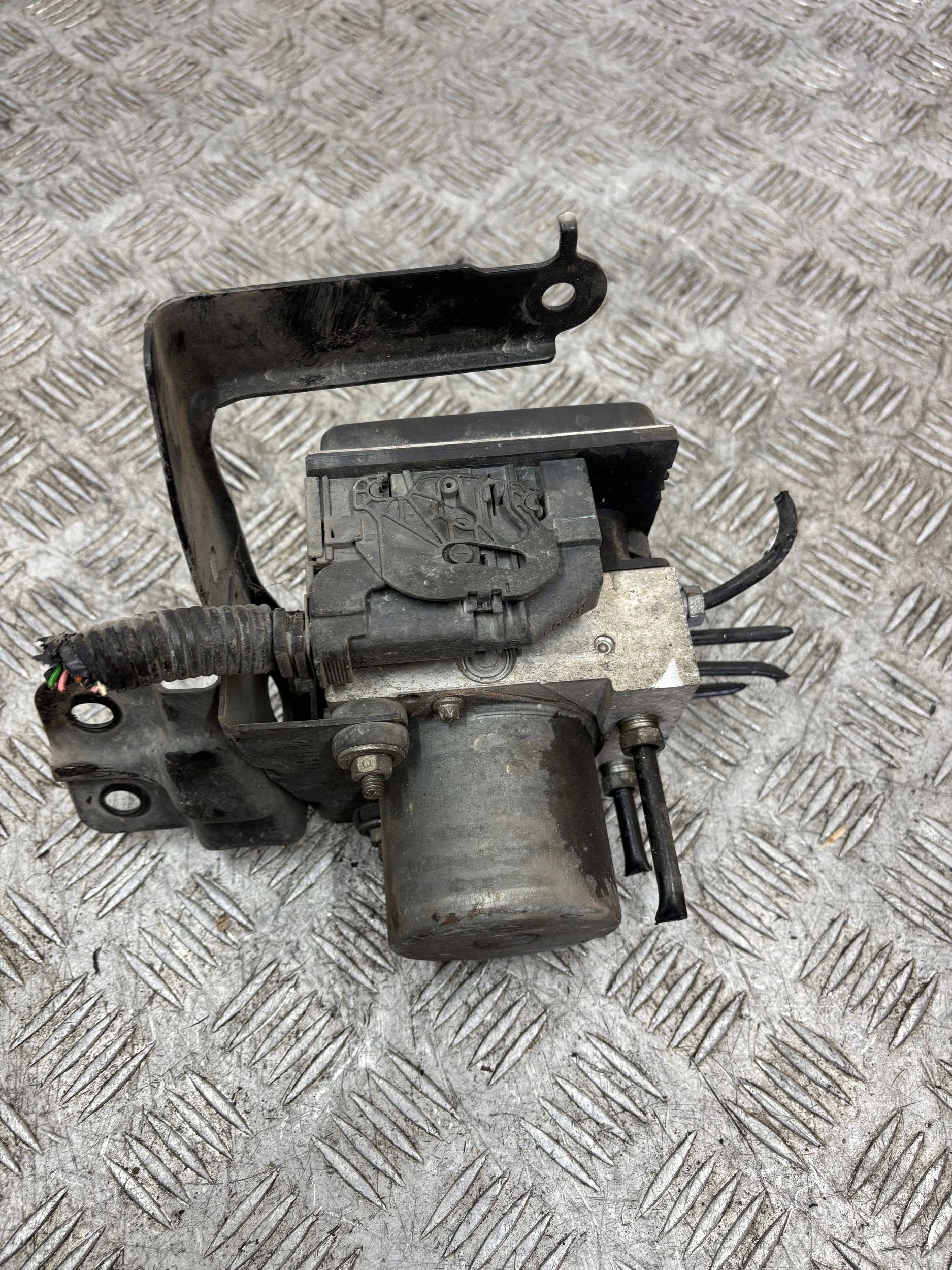pompa ABS NISSAN QASHQAI J10 0265235295