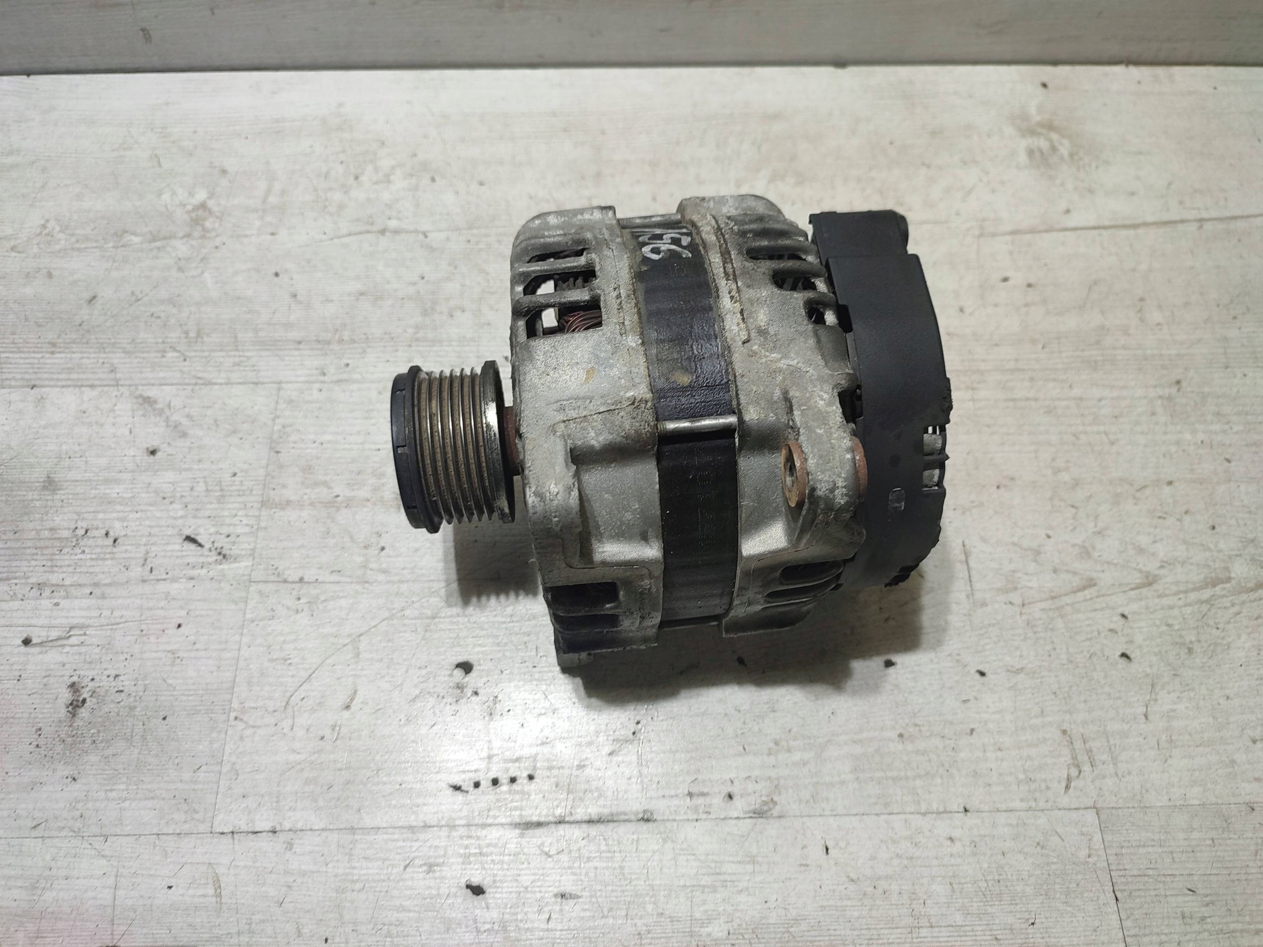 Mercedes-Benz GLA W156 2015 alternator