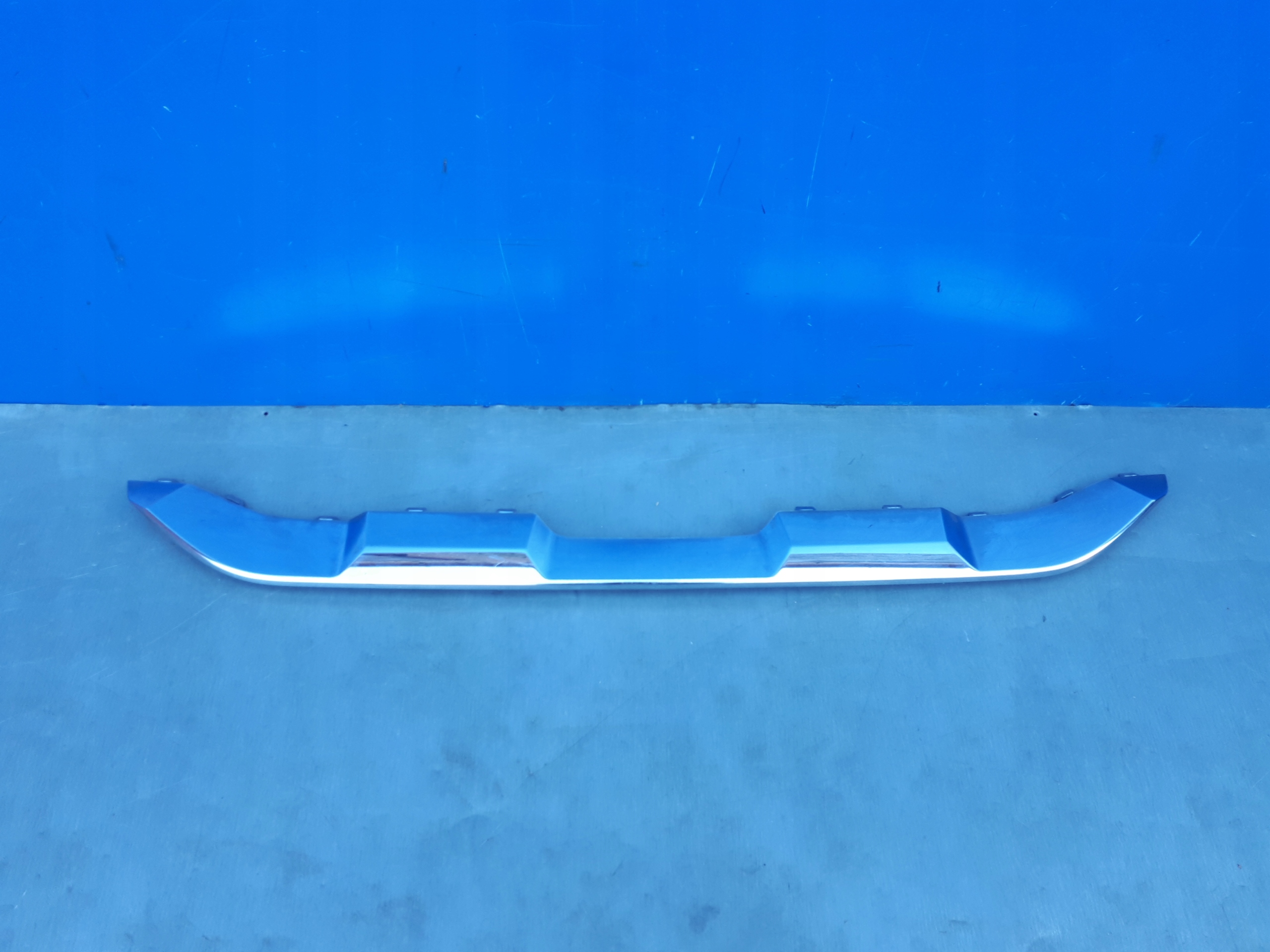 A1668857622 - MERCEDES GLE W166 AMG 15-хромированная юбка бампера