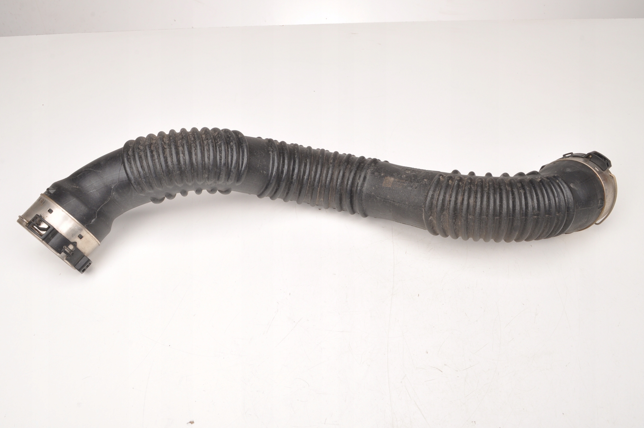 MERCEDES GLA X156 1.6 РЕСТАЙЛІНГ ТРУБКА ІНТЕРКУЛЕРА