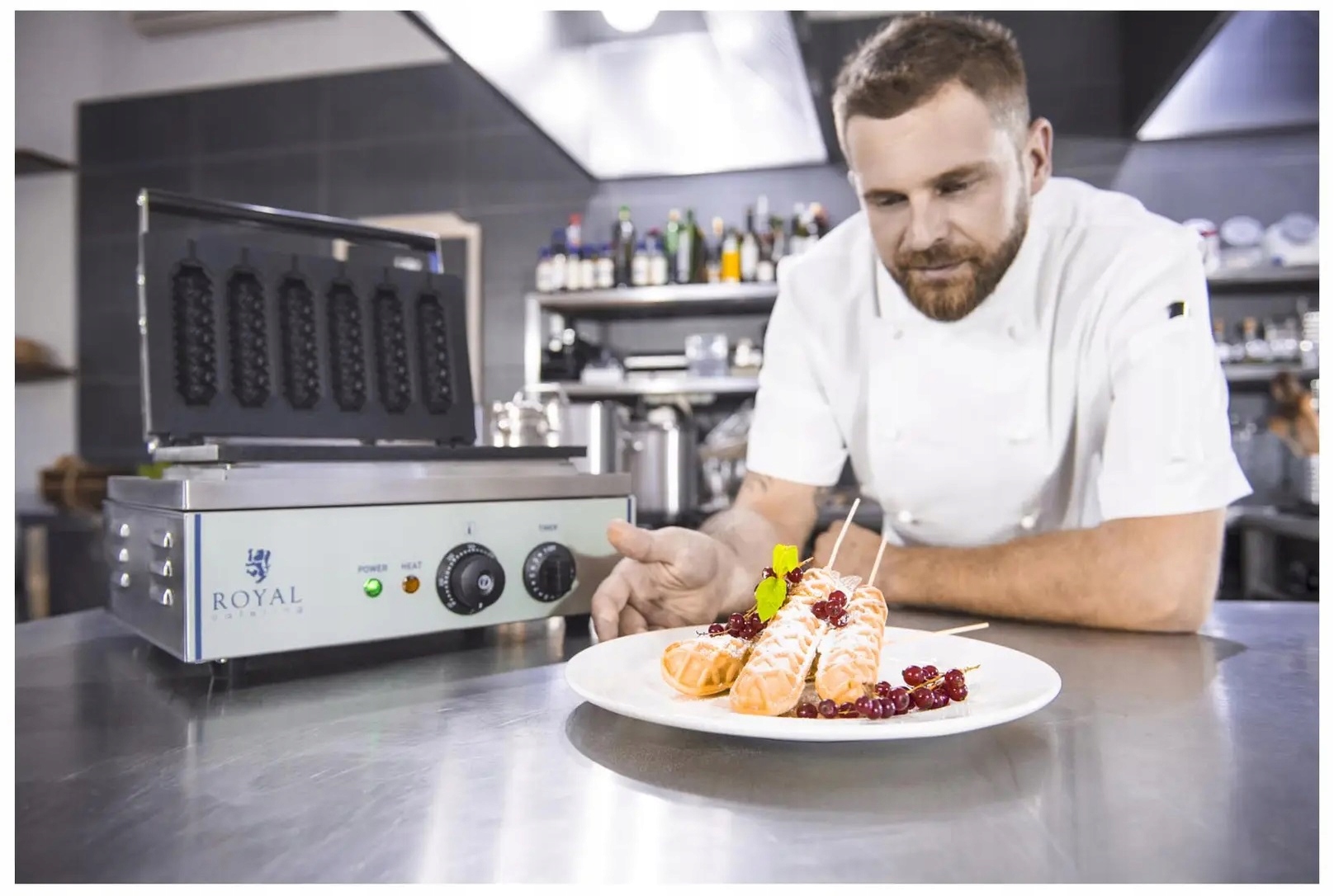 Gofrownica do corn dogów na patyku 6szt Royal Catering RCWM-1500-S 10010318