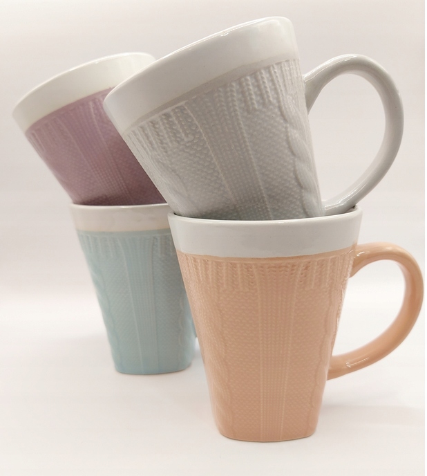 

Kubek ceramiczny 300 ml dzianina różne