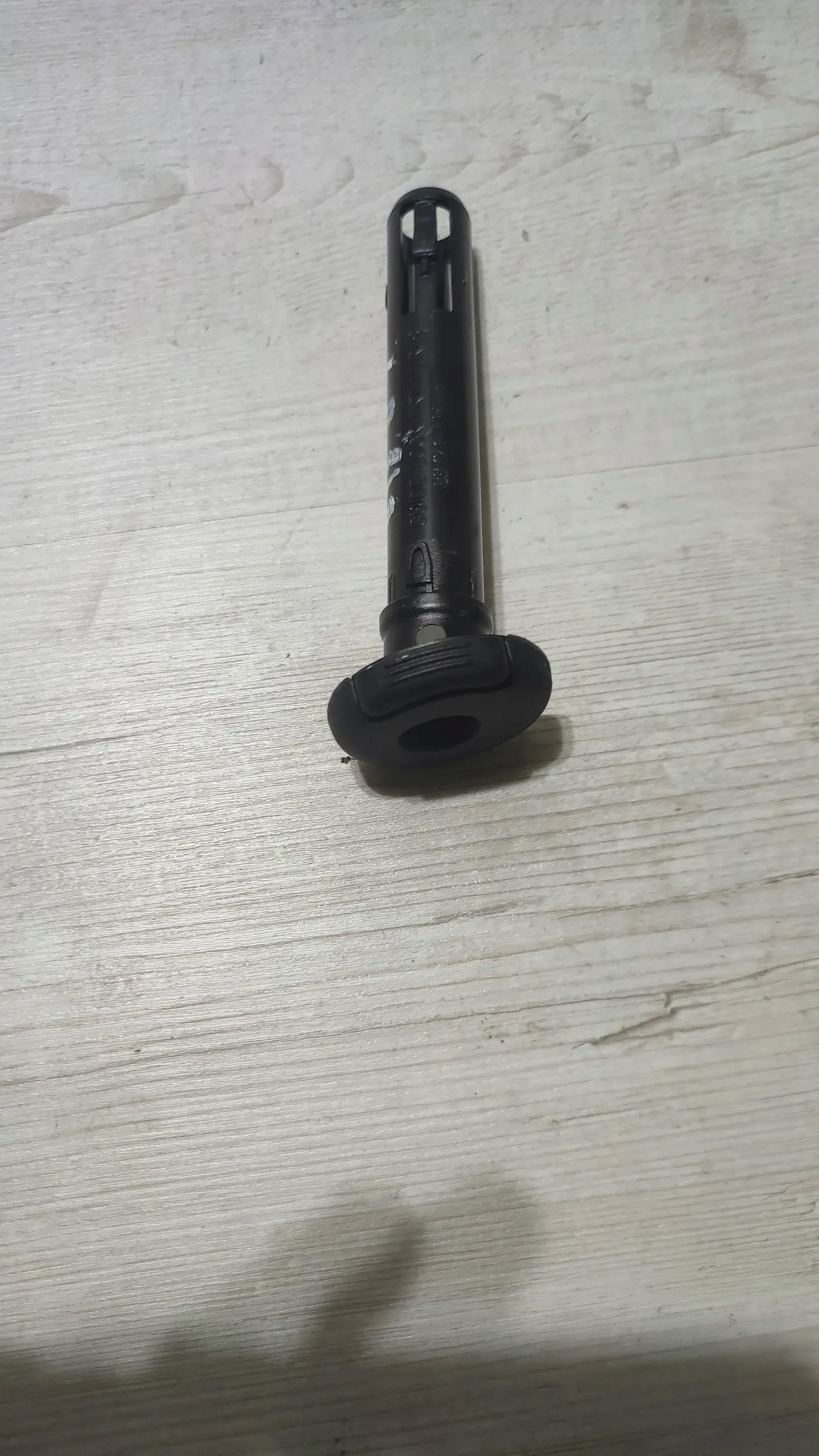 KIA Rio IV 18r Support plaque Zaglowka Siège Avant