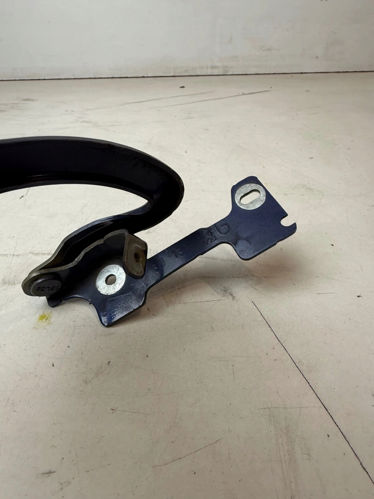 hinge bonnets front front left Peugeot 208 and