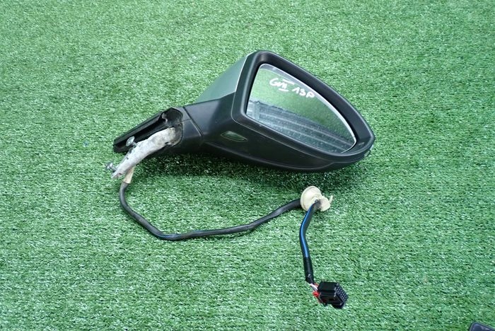 VW GOLF VII mirror right 13 PIN