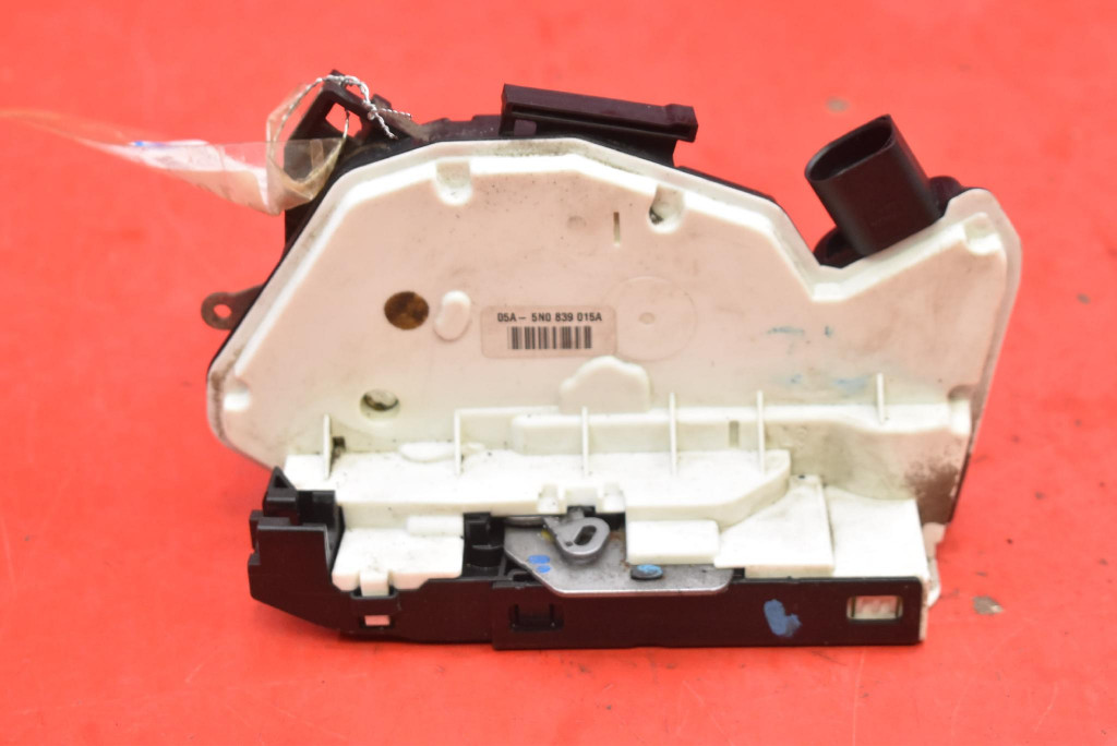 lock door left rear part rear 5N0839015A VW PASSAT CC 08-12