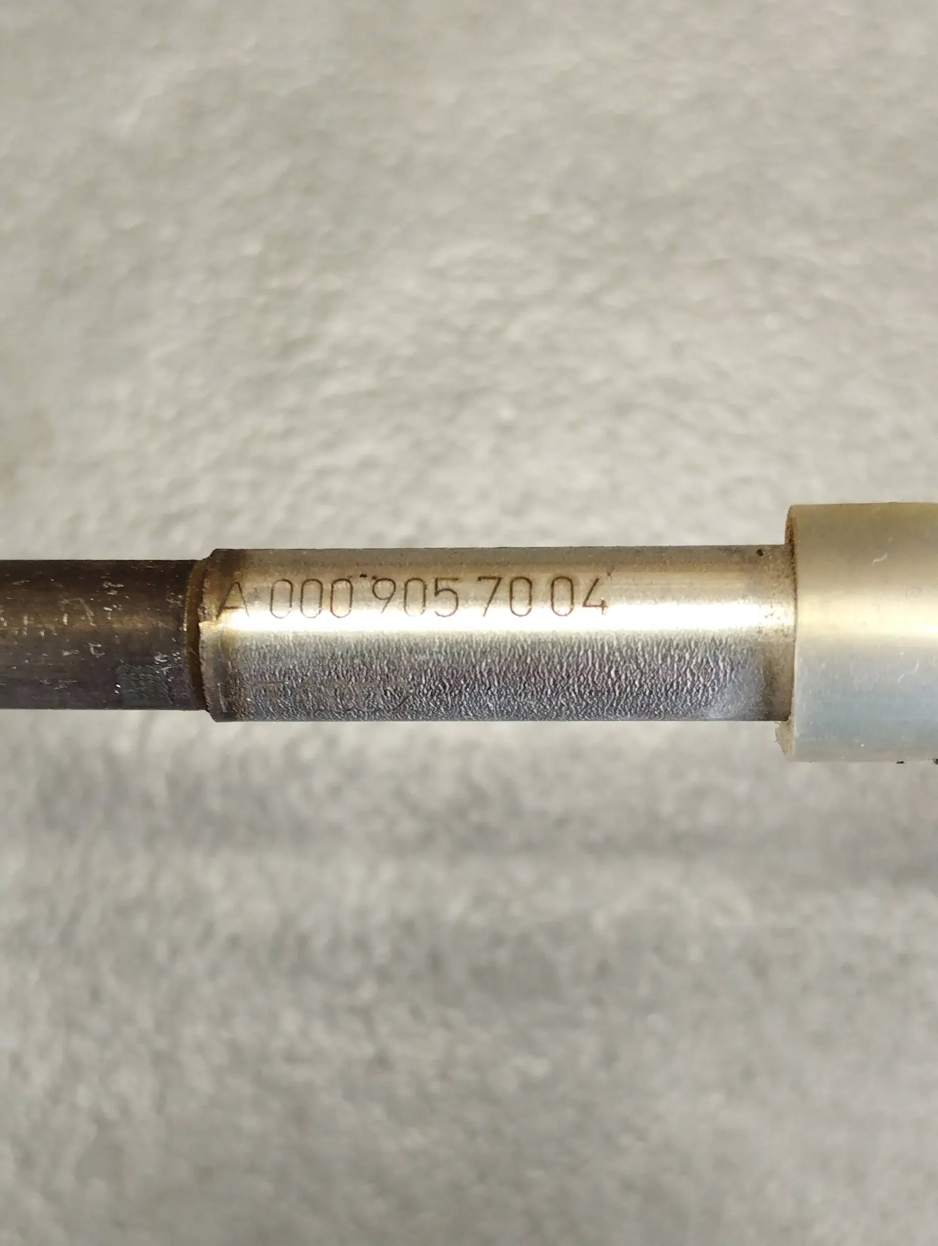 Mercedes-Benz CLS C218 Sensor TEMPERATURY Gase A0009057004