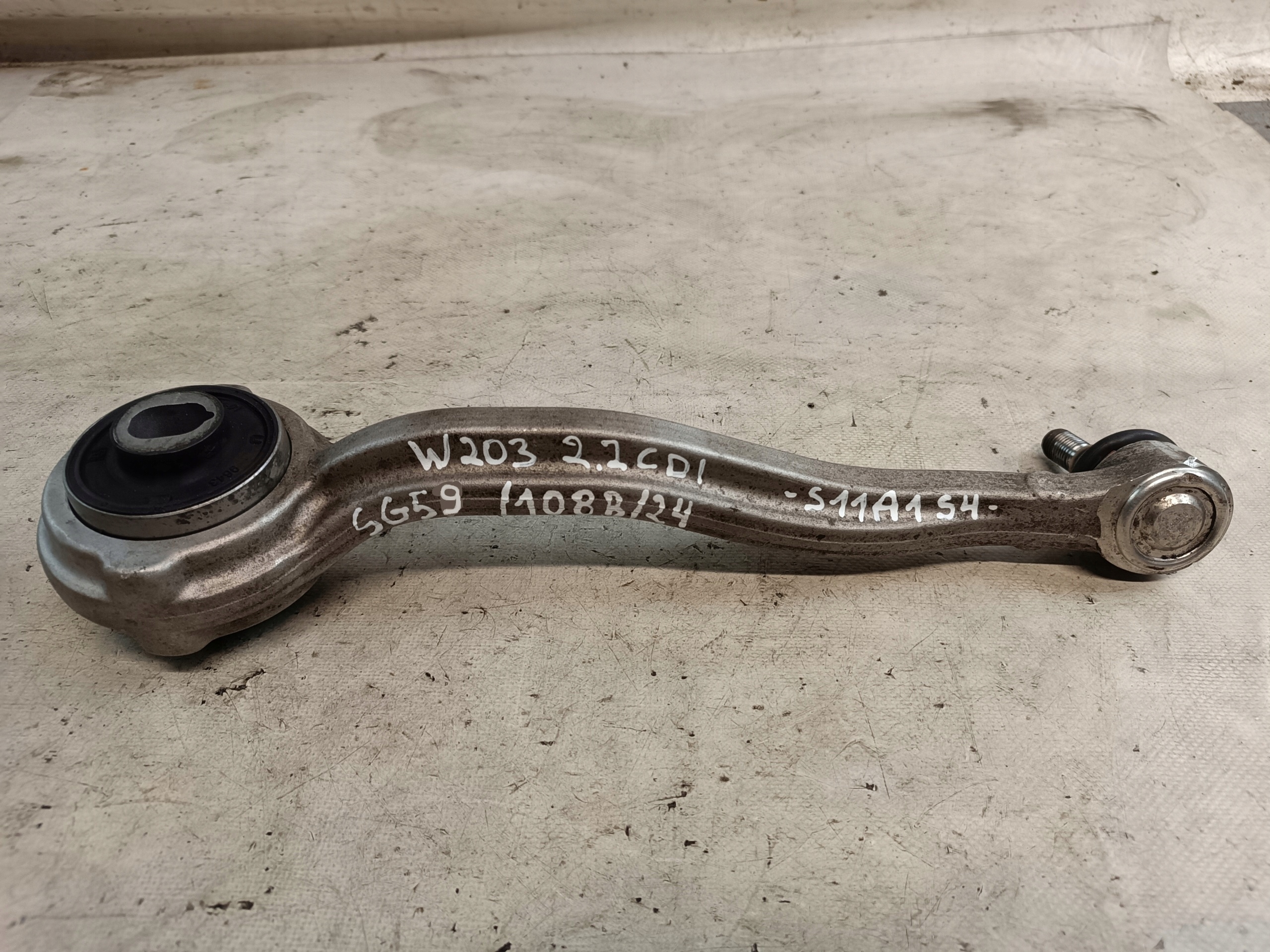 arm left front MERCEDES W203
