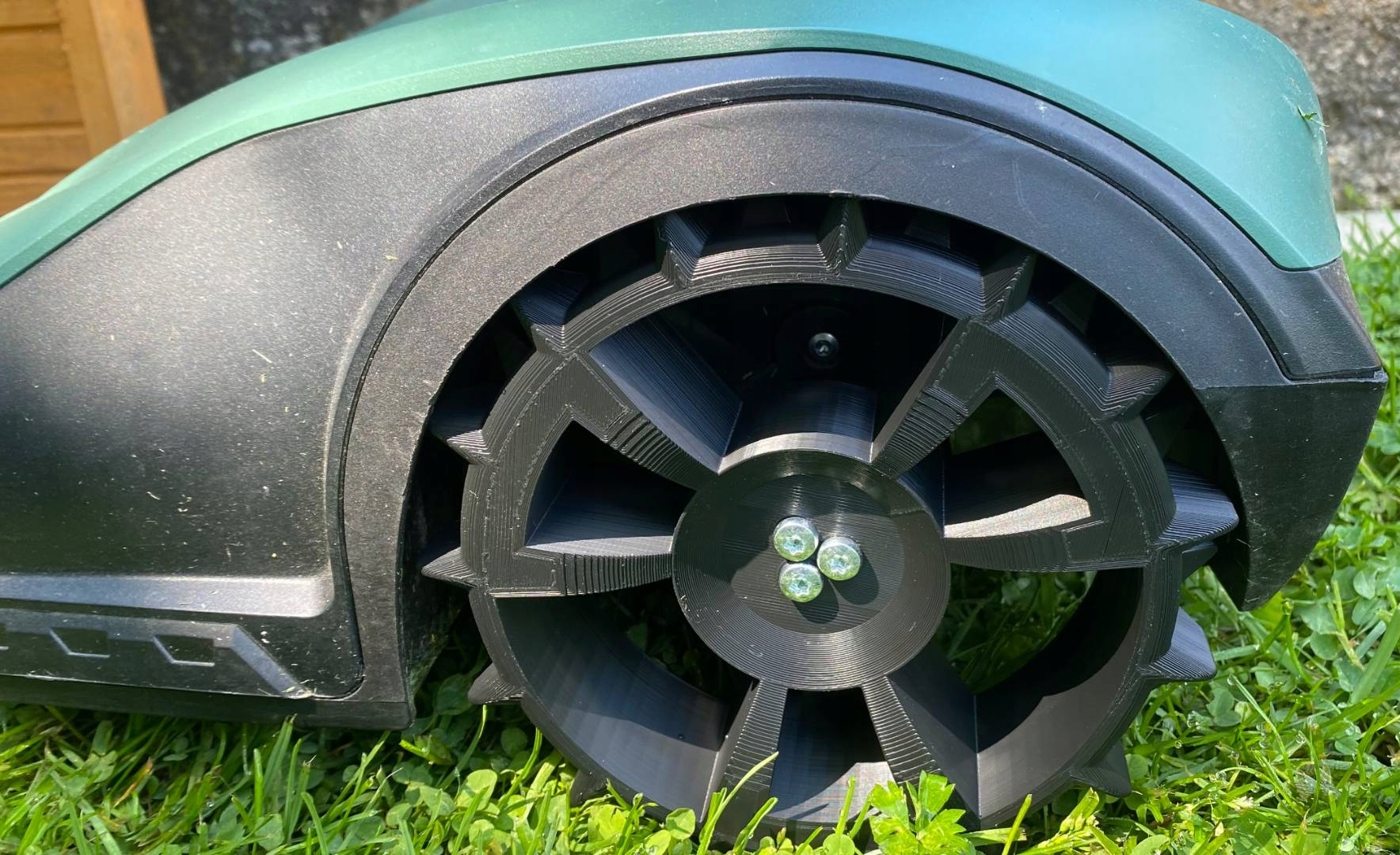 Koło terenowe do kosiarki Bosch Indego 1szt.