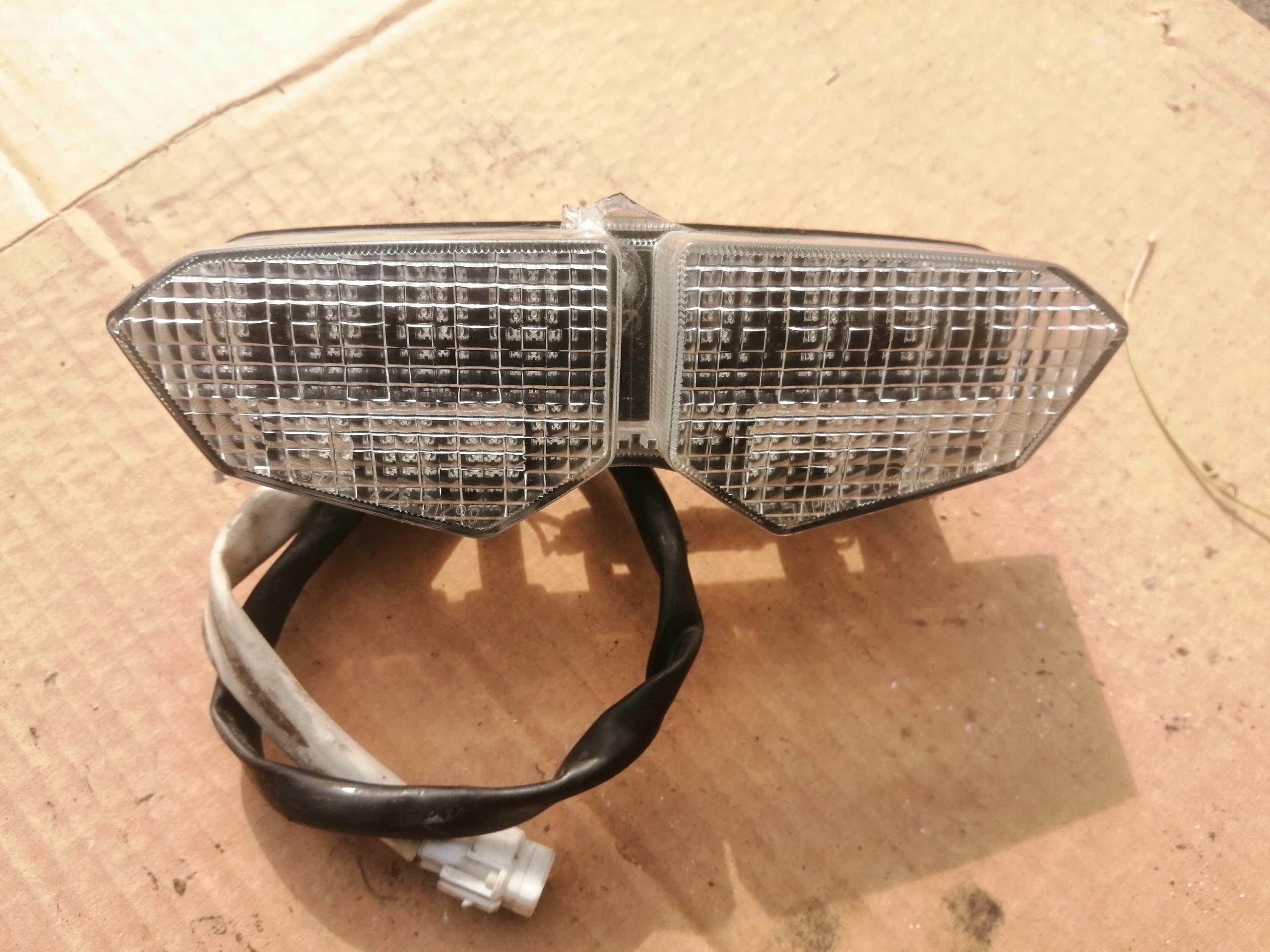 Wert755oxc - Yamaha R6 rj05 03-05 задний фонарь задний