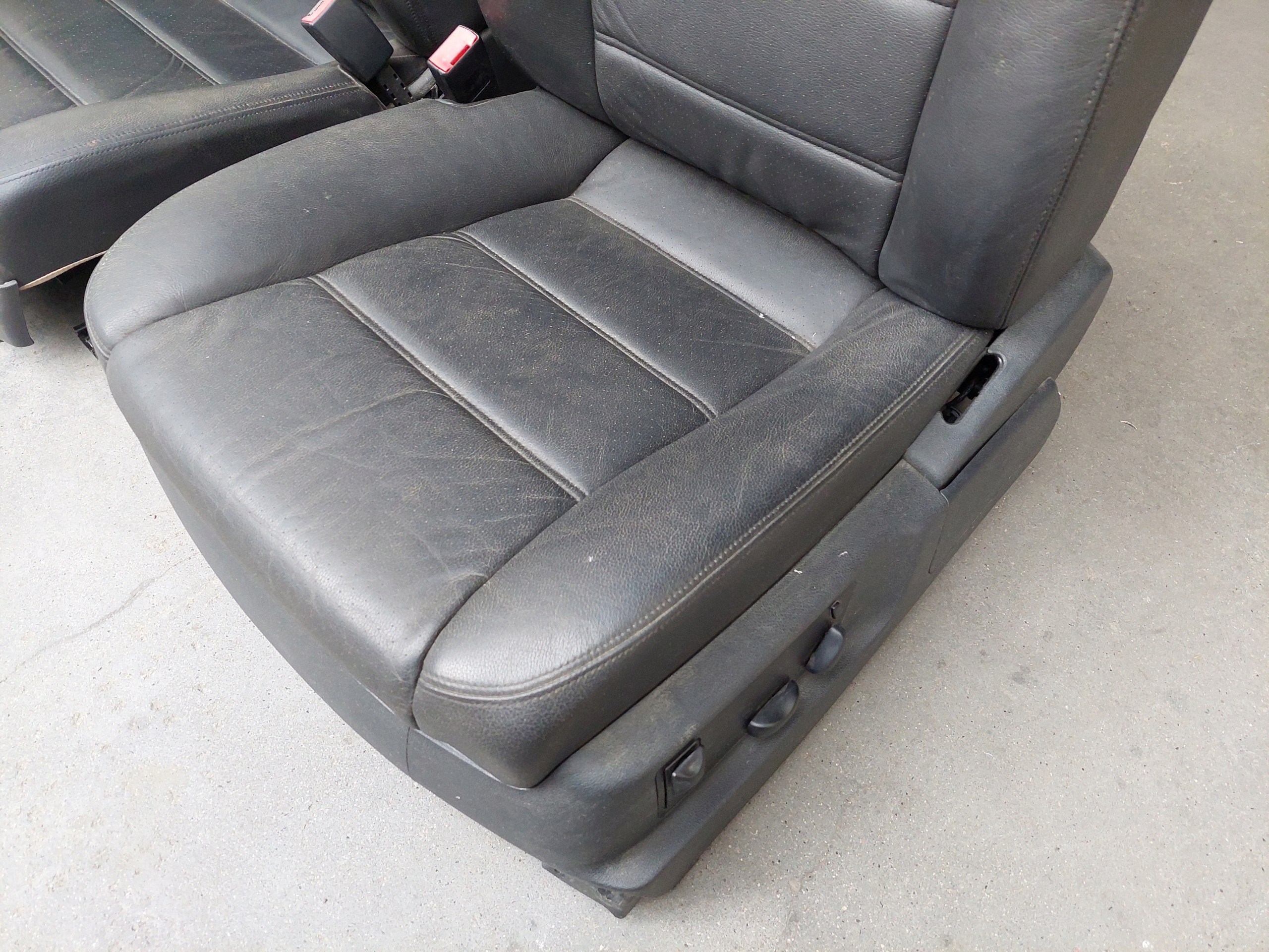 seat front seats right PORSCHE CAYENNE and 7L