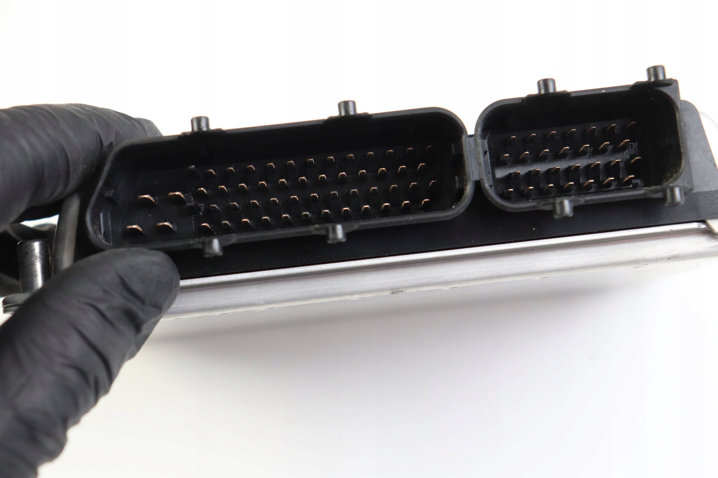 AUDI A4 B5 VW PASSAT B5 computer control unit of the engine 1.8 20V 8D0907558B