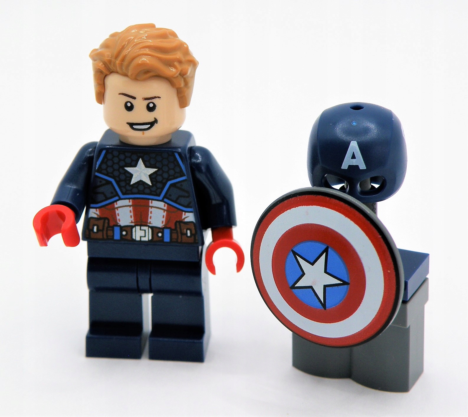 

Lego Kapitan Ameryka z tarczą Avengers sh741 F0181