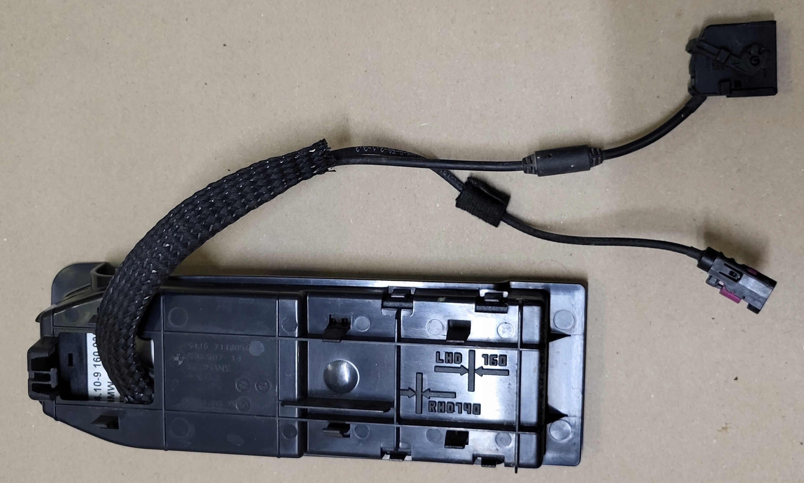 bracket holder TELEFONU TUNELU SRODKOWEGO module BMW 3 E91 E90 OE EU