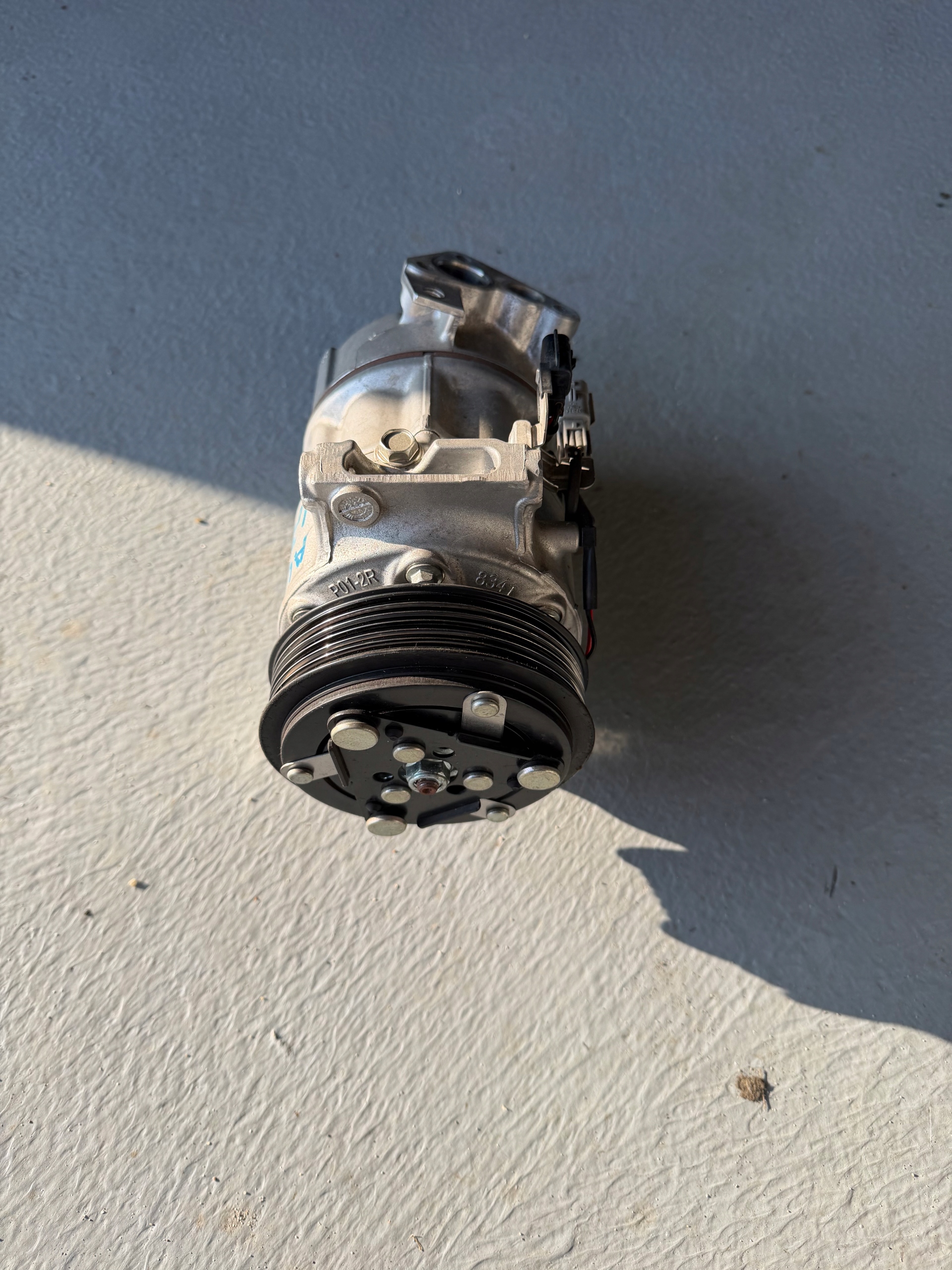 Компрессор кондиционера renault AUSTRAL, ESPACE 926006UB0A-K