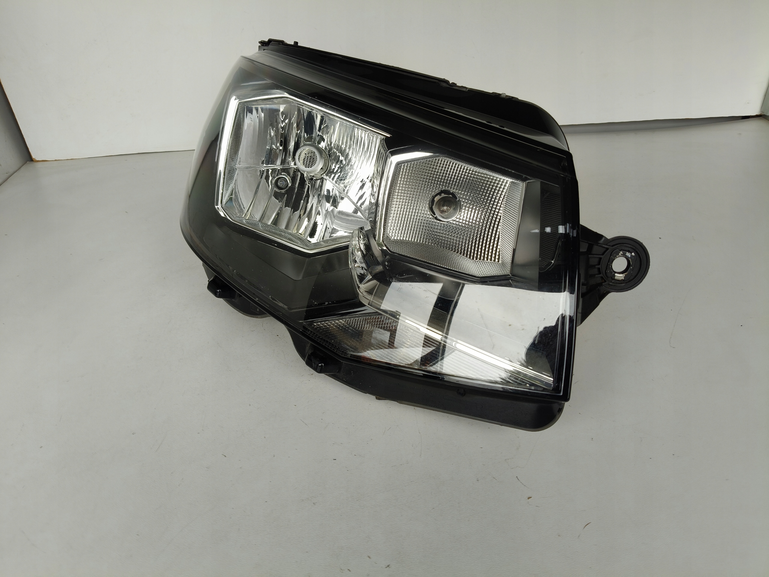 light right REFLEKTOR VW T6 7E 7E0 15