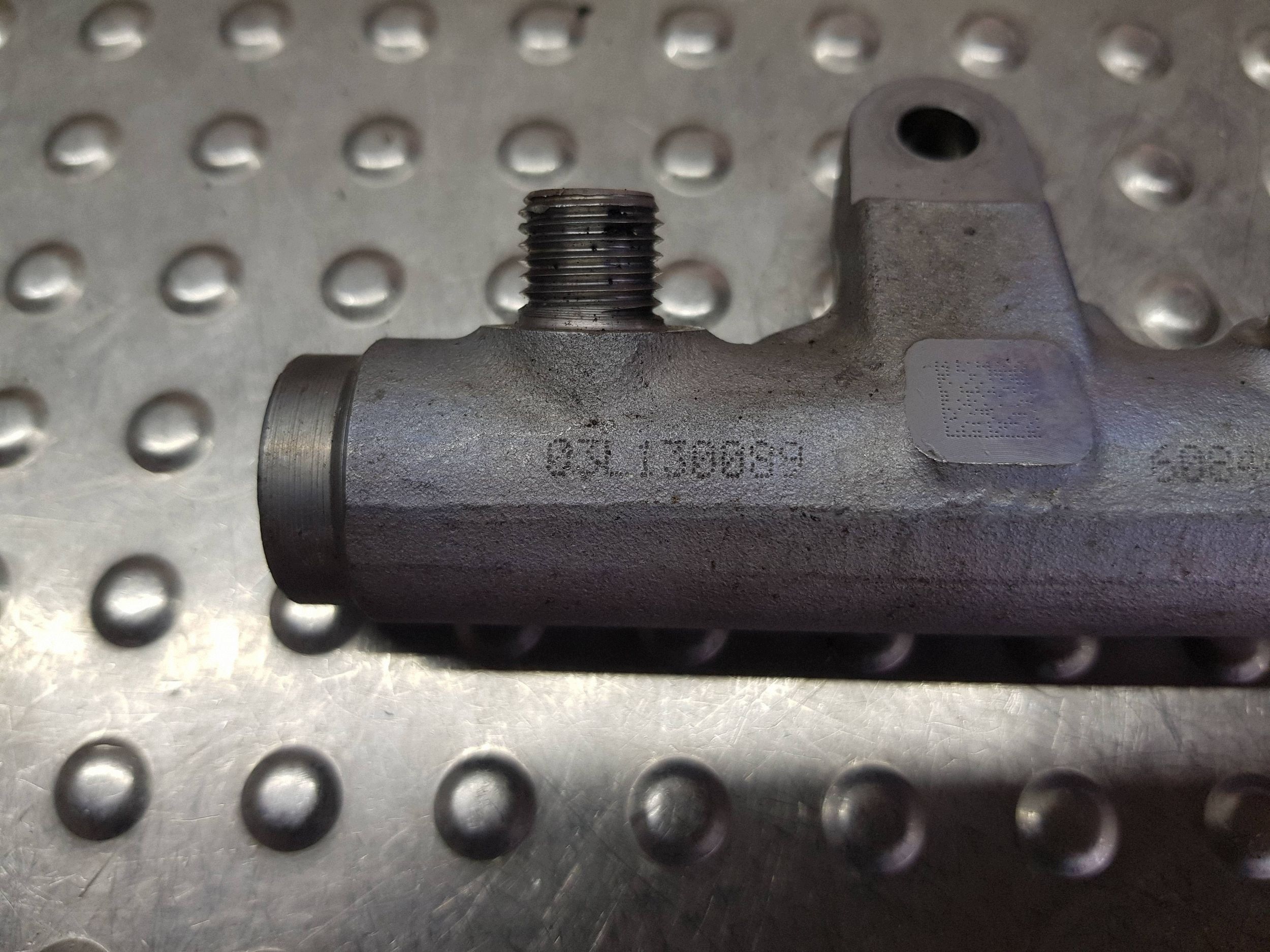 injection ramp sensor 03L130089J 057130764AB VW PASSAT B7 EXEO 2.0 TDI