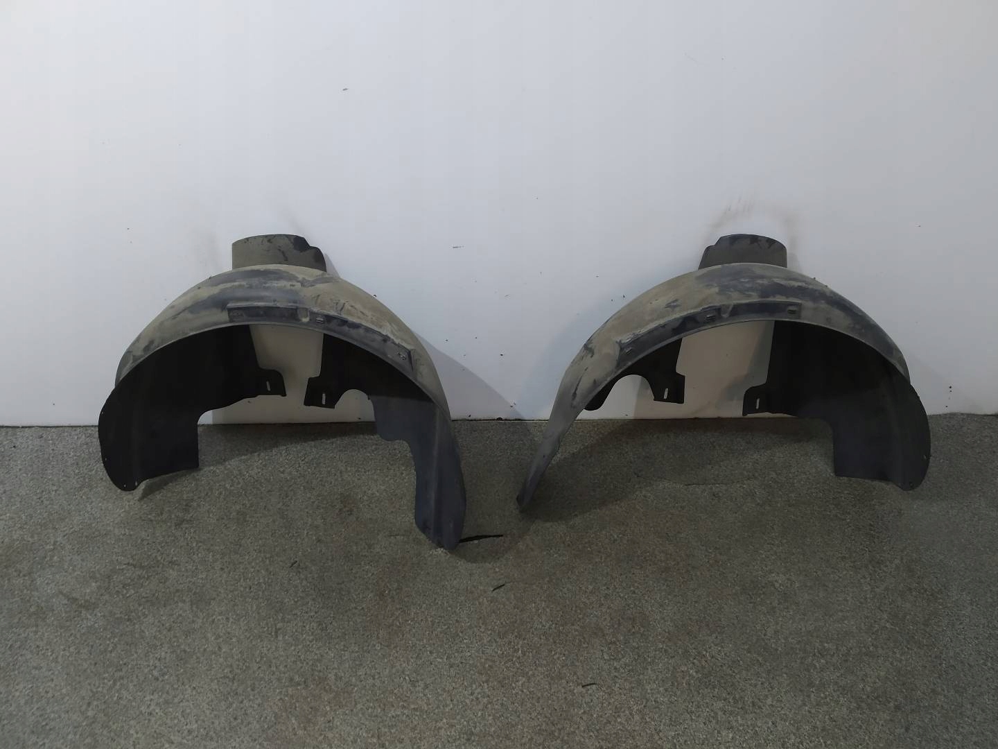 mudguard left right rear part KPL 30744039 Volvo C30 and (2006-2013)