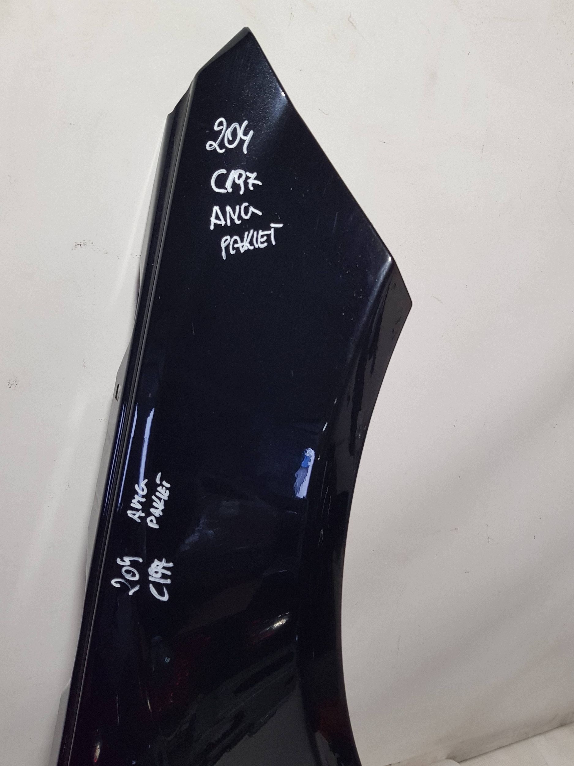fender front front right Mercedes C W204 197 c197