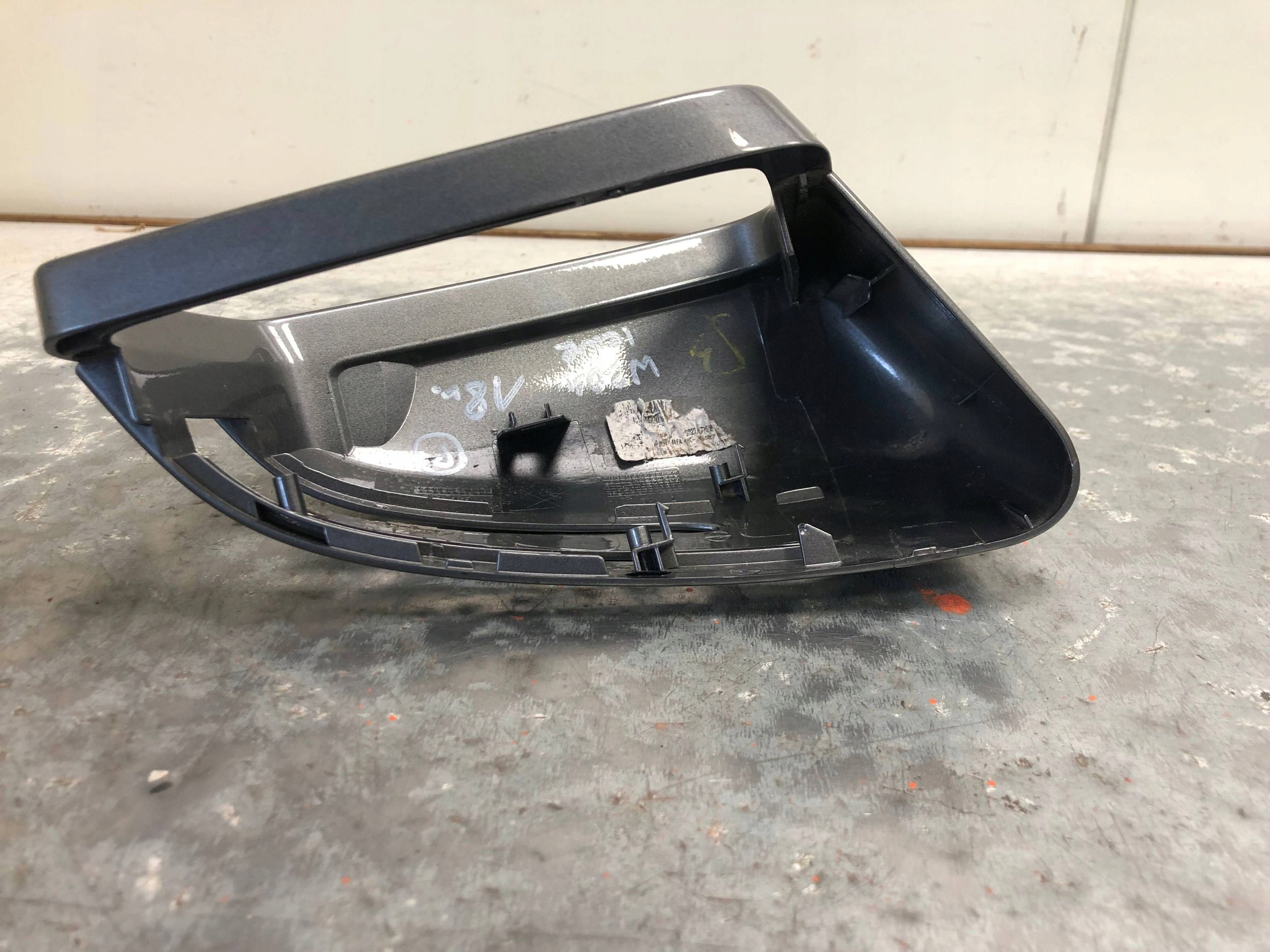 cover mirrors left MERCEDES W204 592211