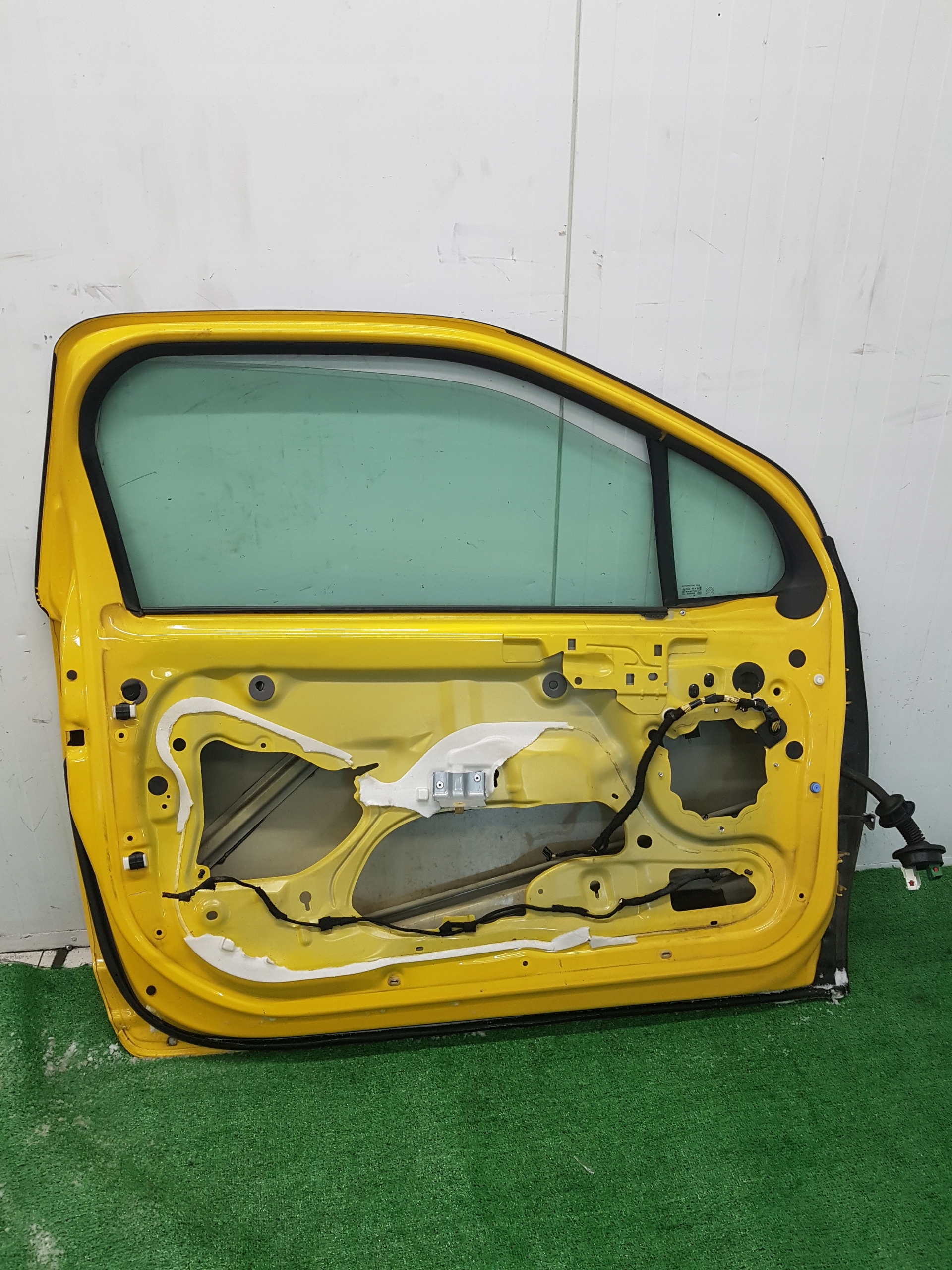 door left front 3D CITROEN DS-3 2011 KOD LAKIERU : KAS