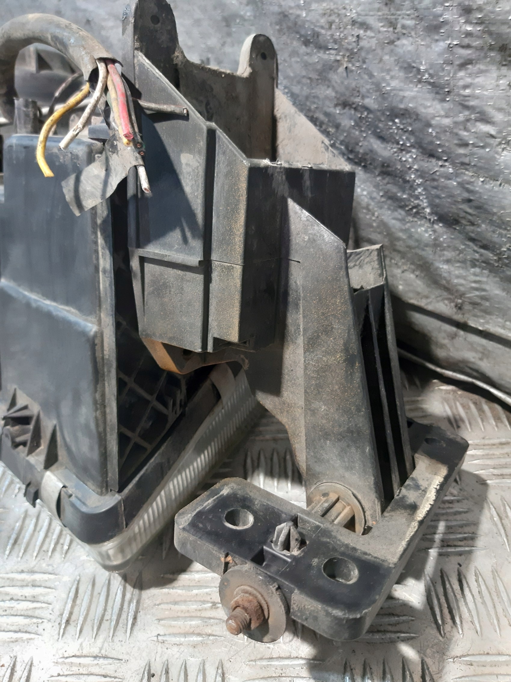 VOLVO FH12 REFLEKTOR right manual