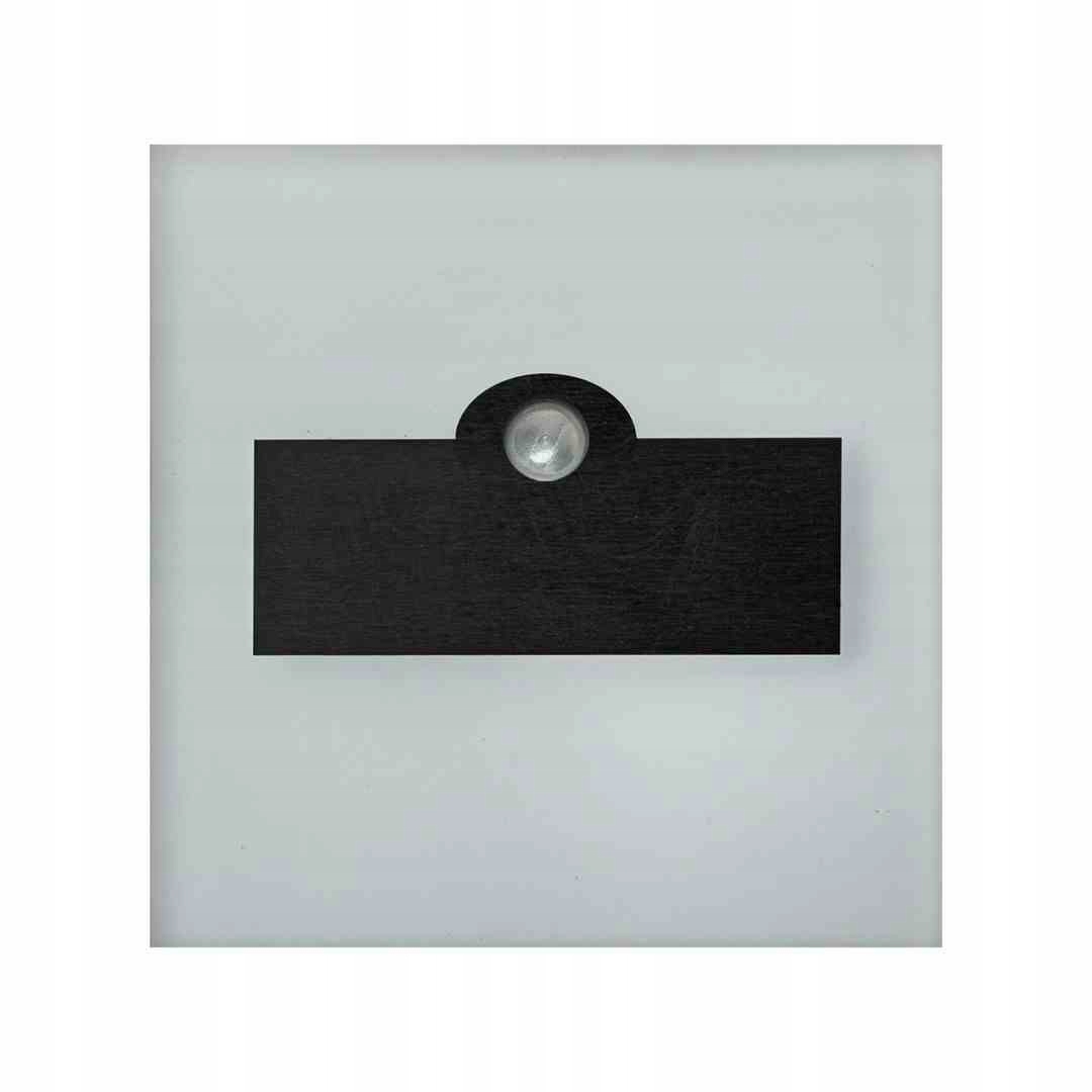 Lumi Black Teplá Barva 3000K 12V s pohybovým senzorem