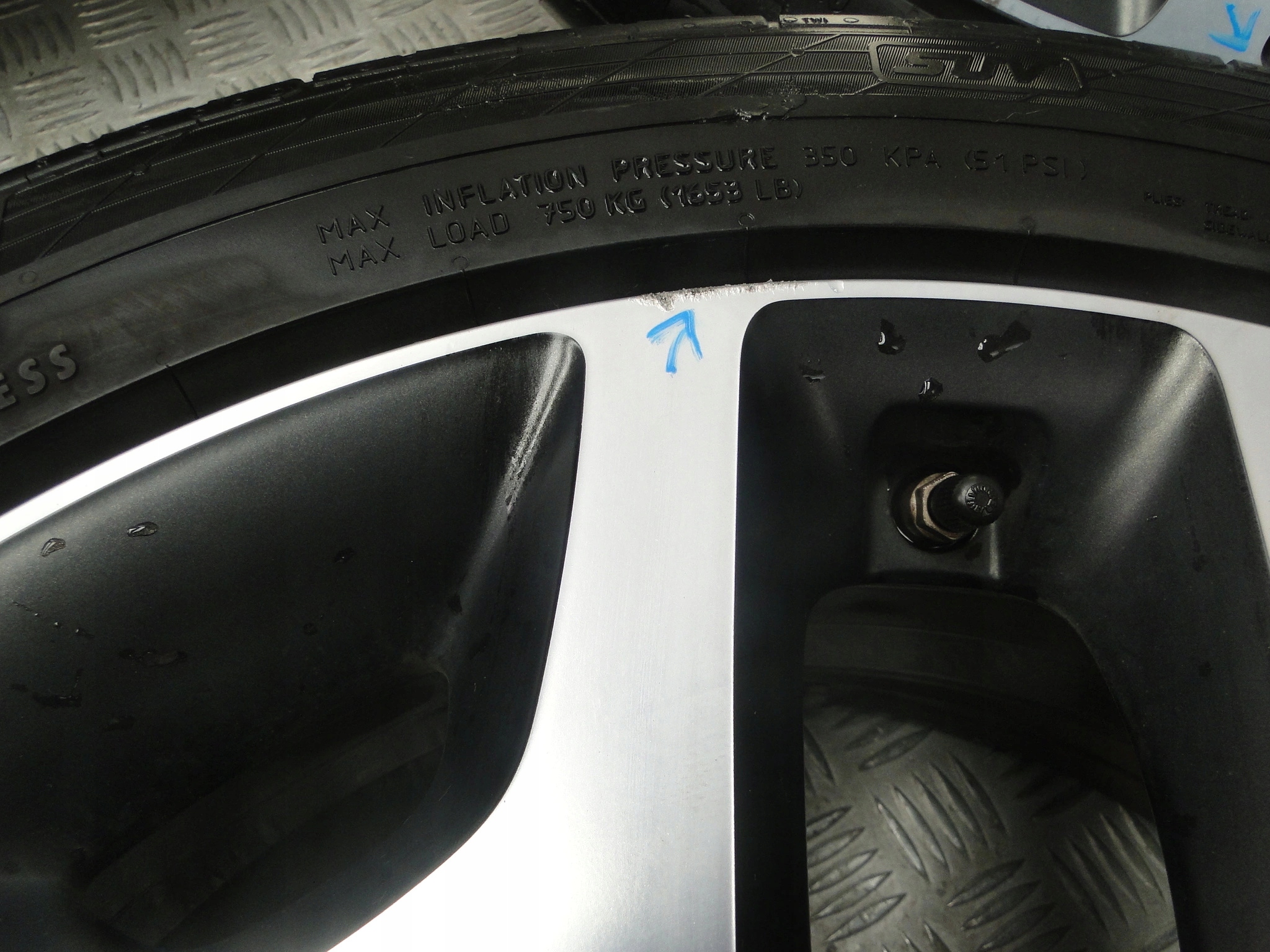 KOŁA FELGI KIA SPORTAGE 19' 7,5Jx19H2 ET50 Szerokość opony inna