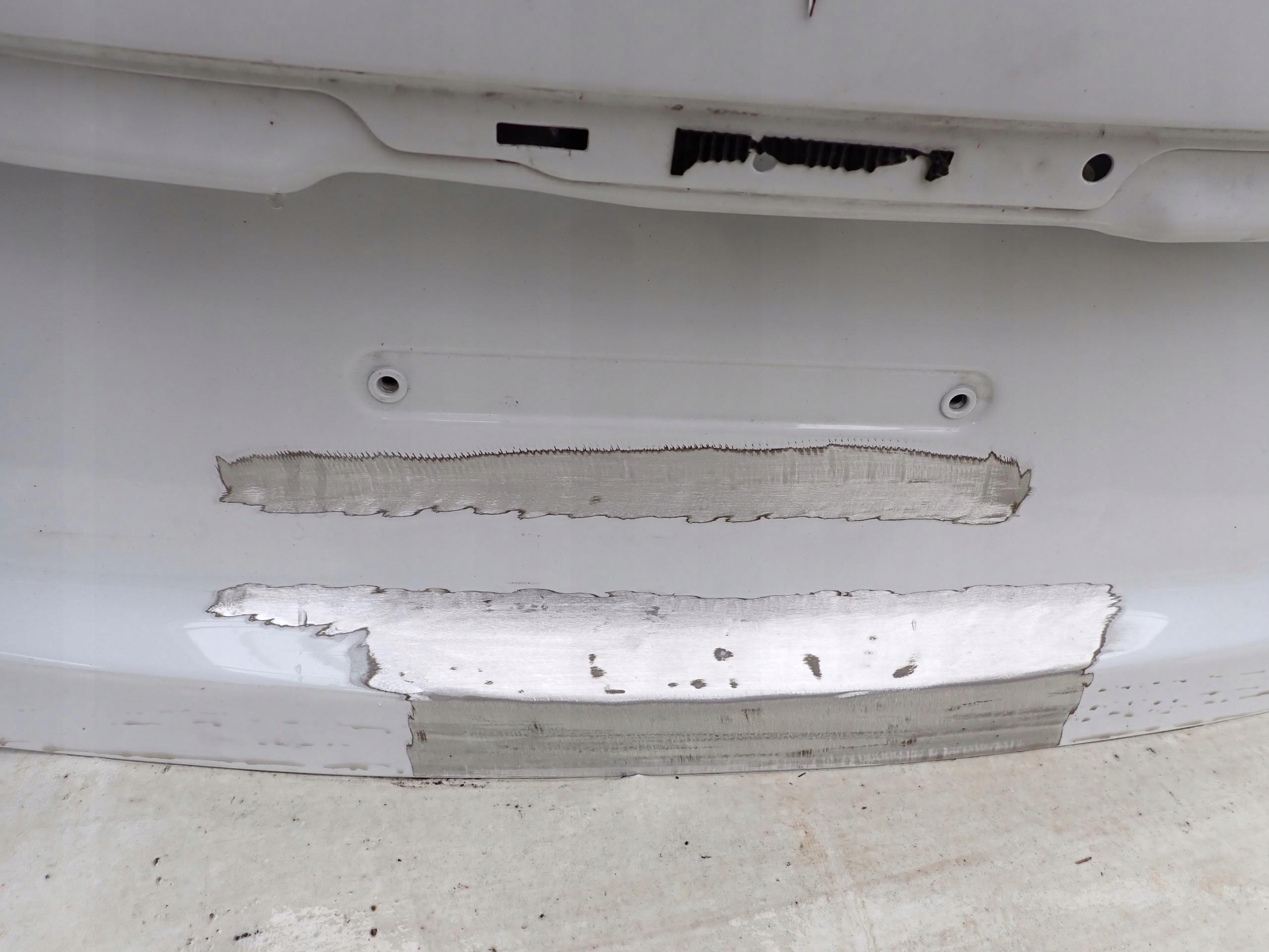 TESLA MODEL S 12-> boot door rear