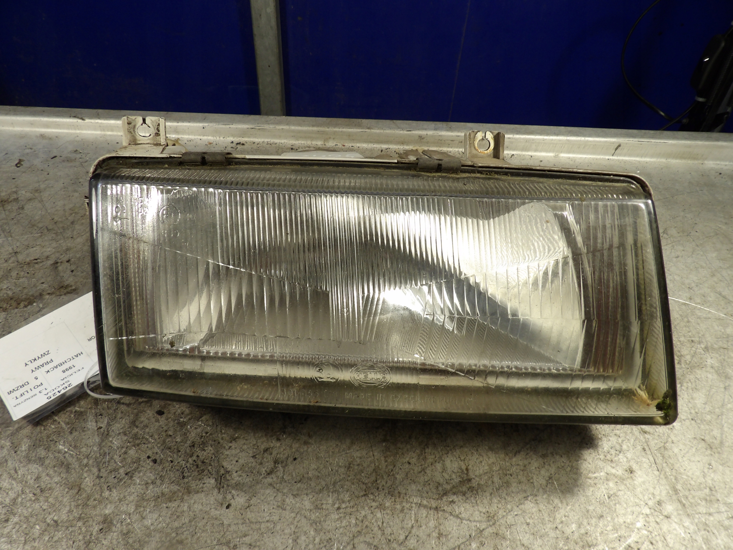 Skoda Felicia light front right 246150-00