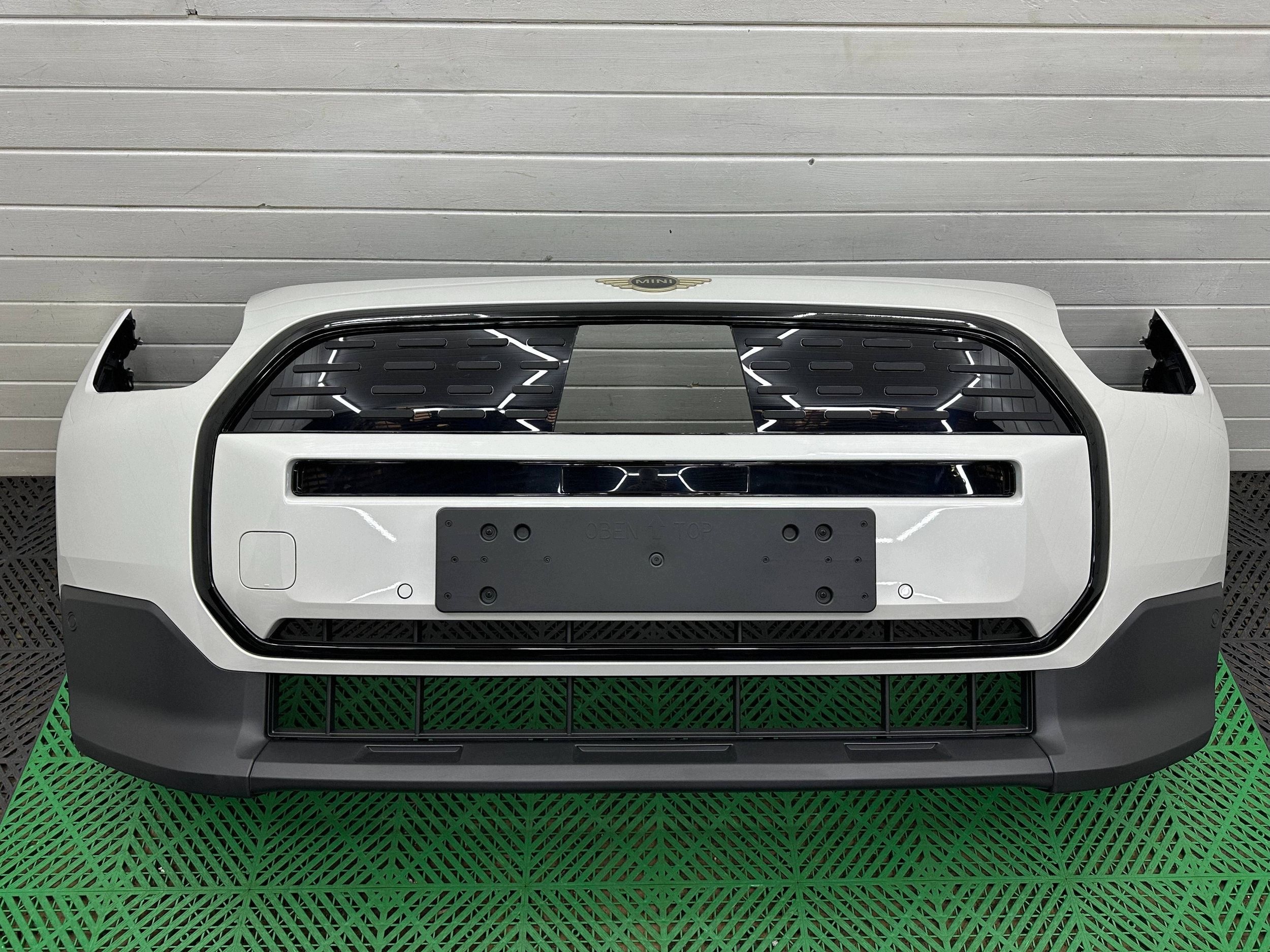 front bumper complete front Mini Countryman U25 colour A96 White CP1