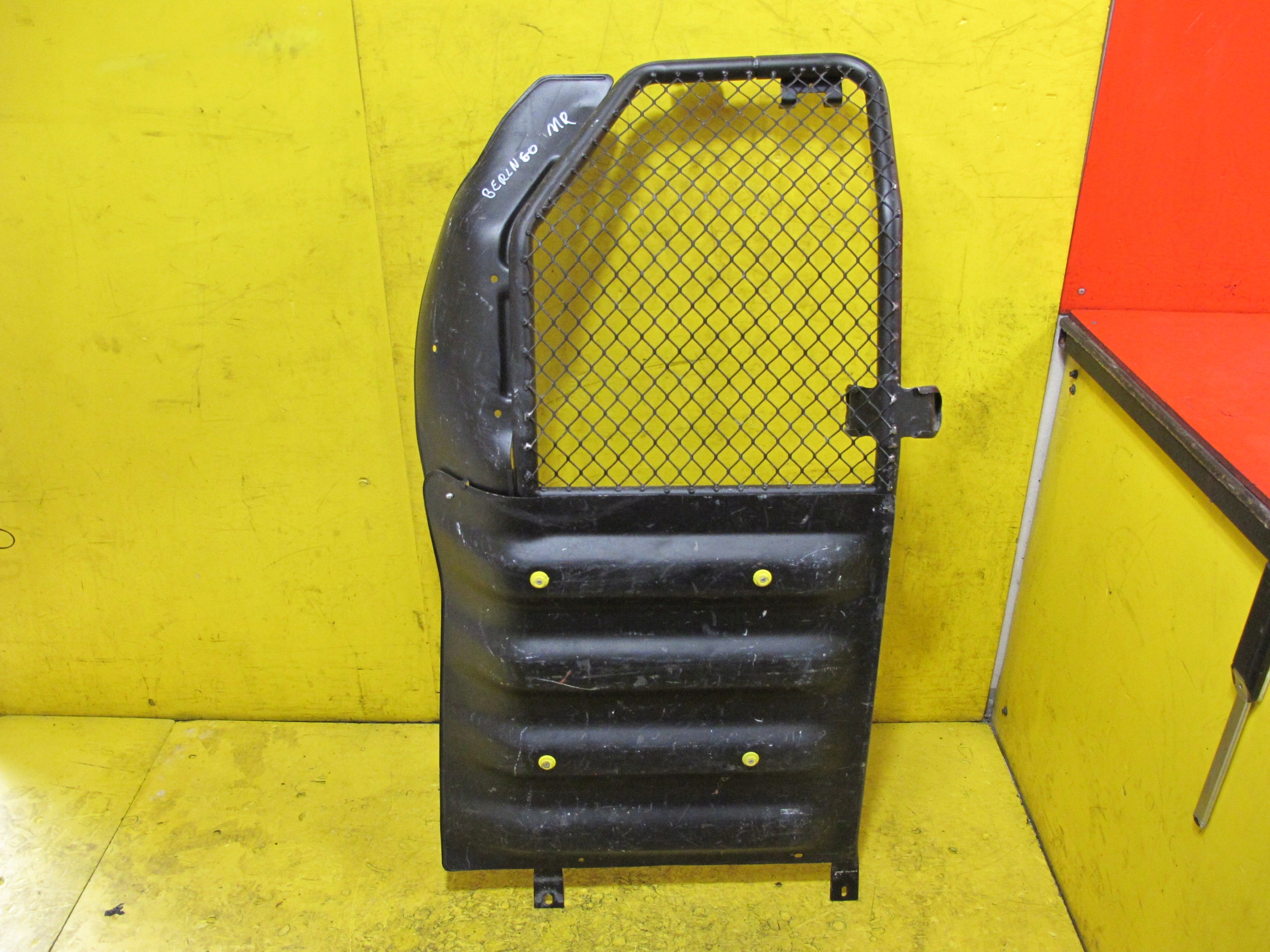 08-18 - BERLINGO PARTNER 3 III 08-ПЕРЕГОРОДКА GRODZ