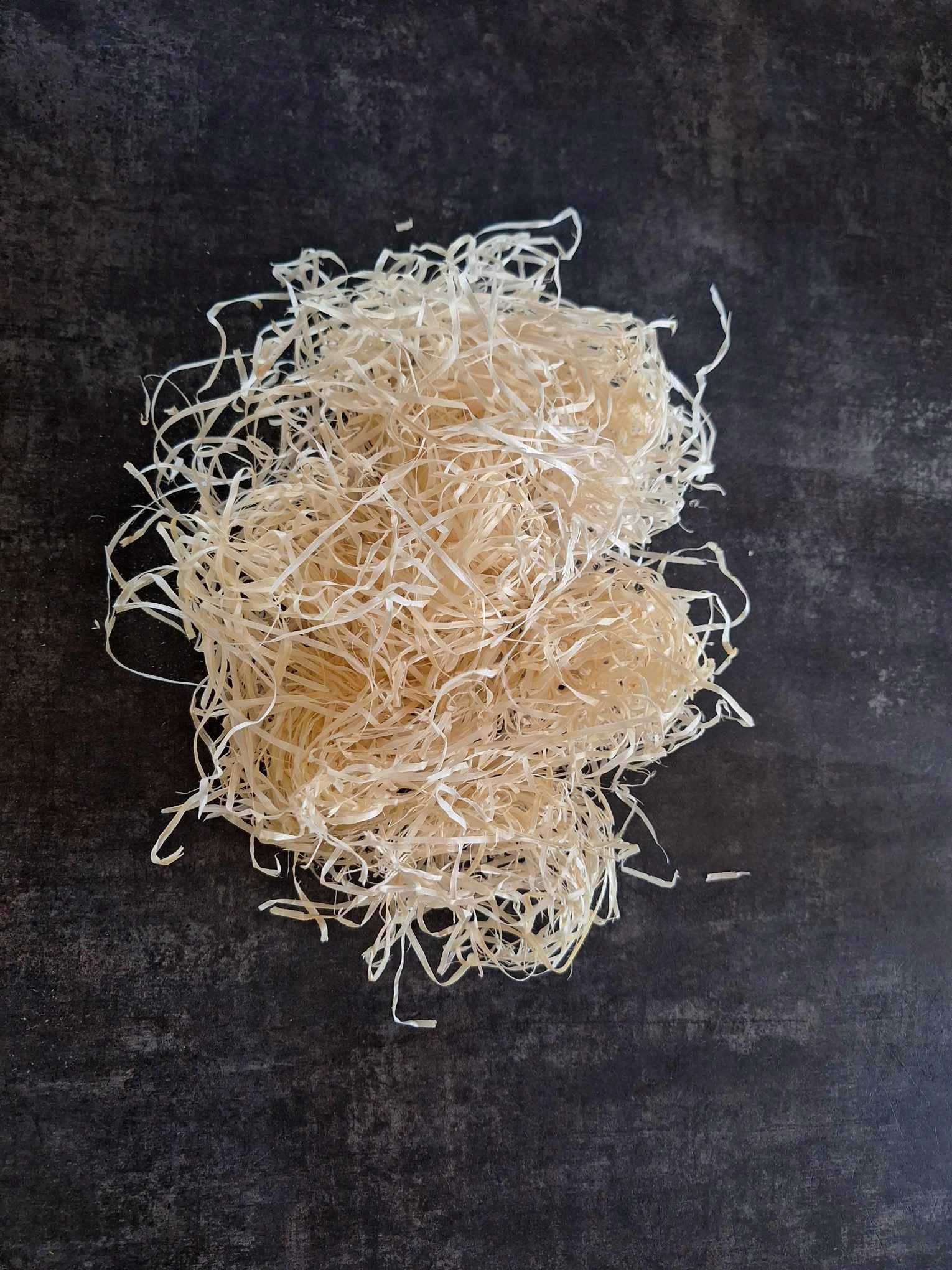 WEŁNA DRZEWNA SIANKO WYPEŁNIACZ PACZEK PREZENTÓW 2kg