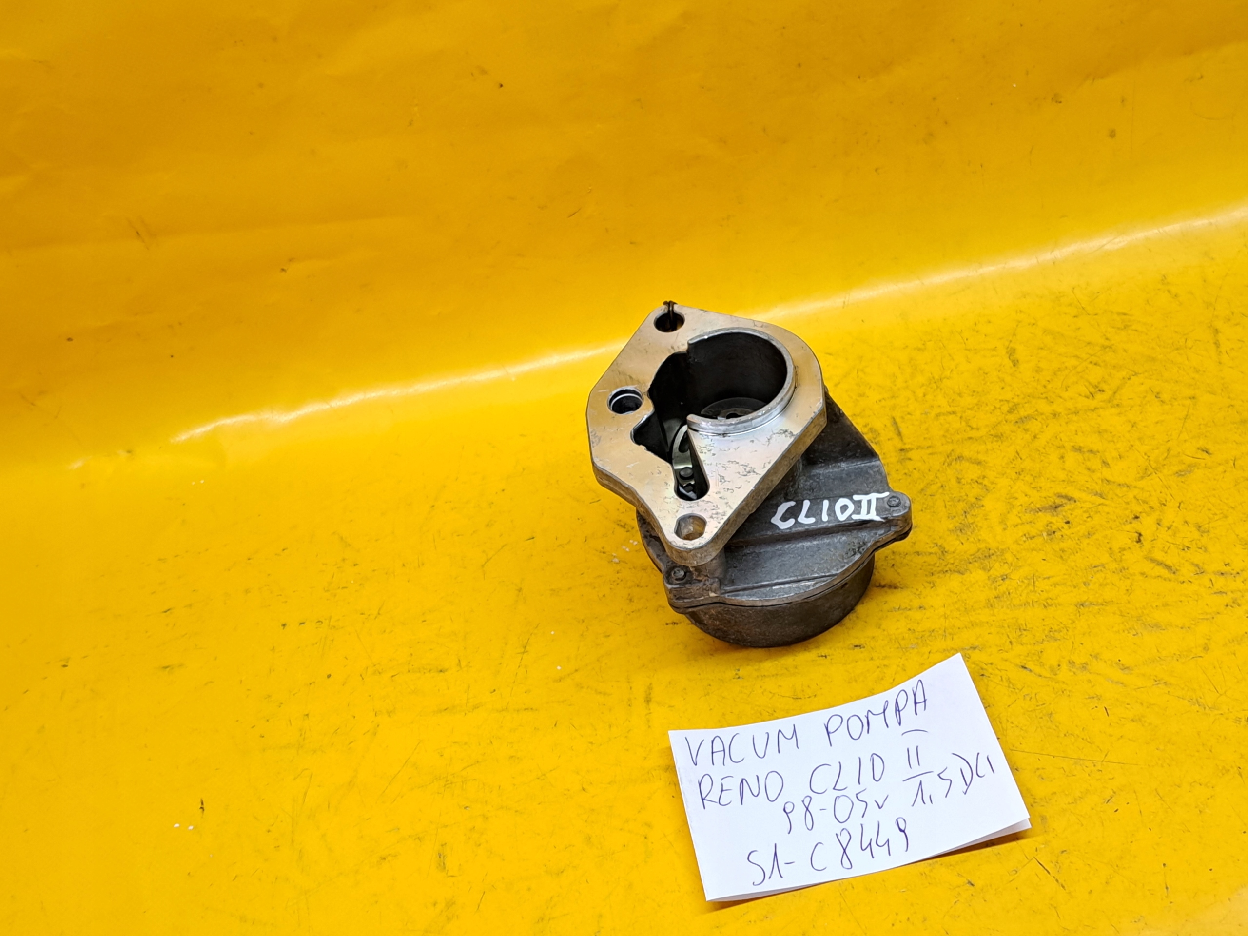 вакум насос renault CLIO II 1,5DCI 98-05r 51C8449