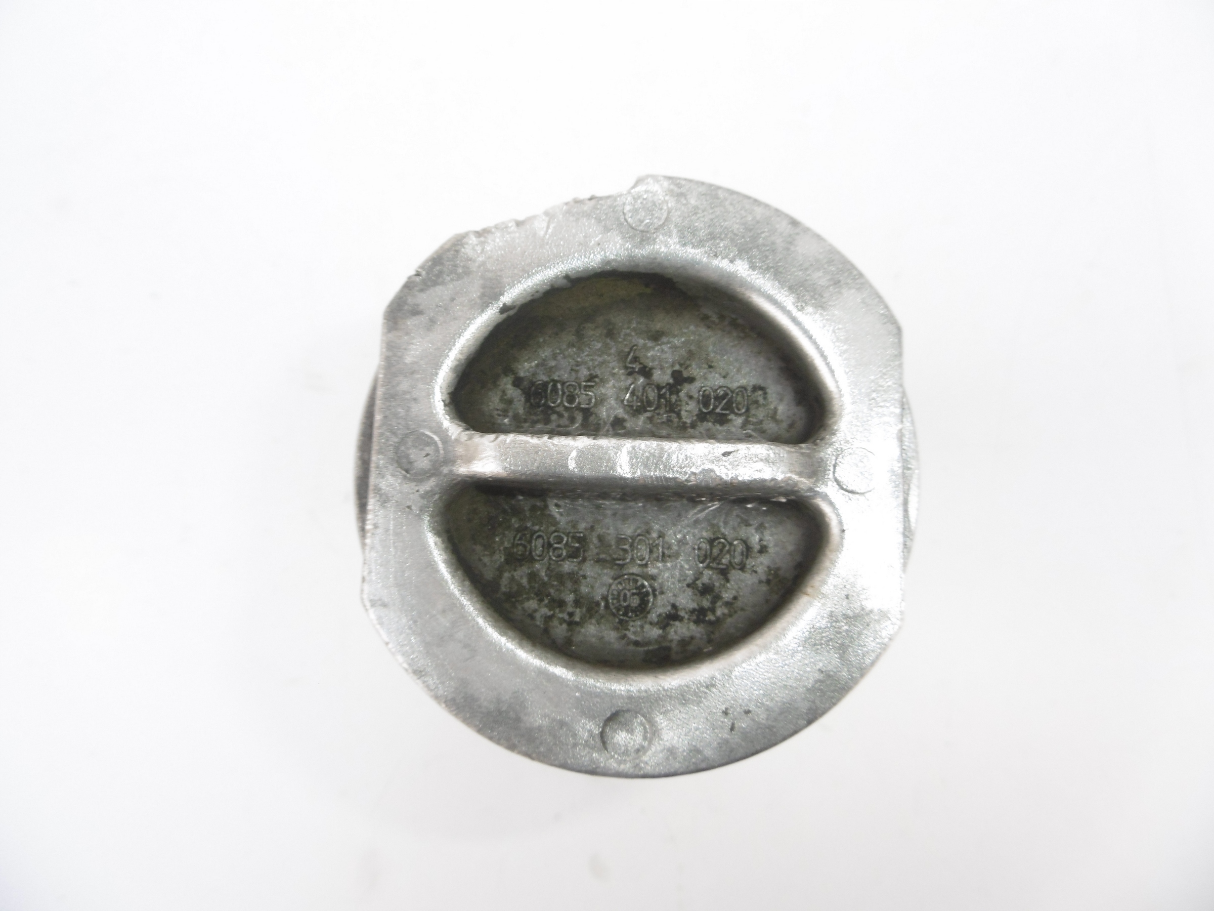 PODSTAWA OBUDOWA FILTRA OLEJU ZF 16S 16S151 Numer katalogowy części 6085401020, 6085301020