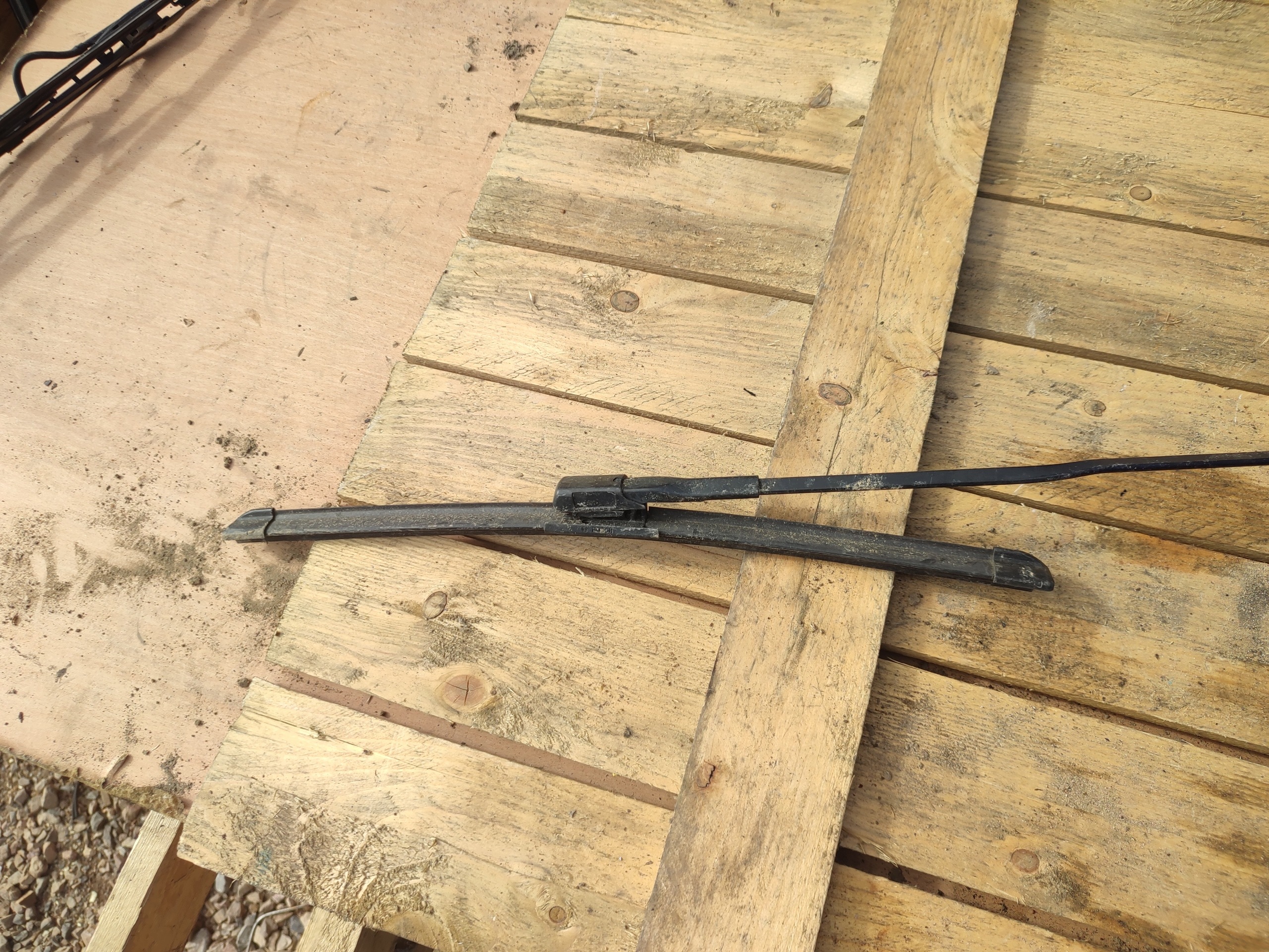 wiper arm Mercedes 514